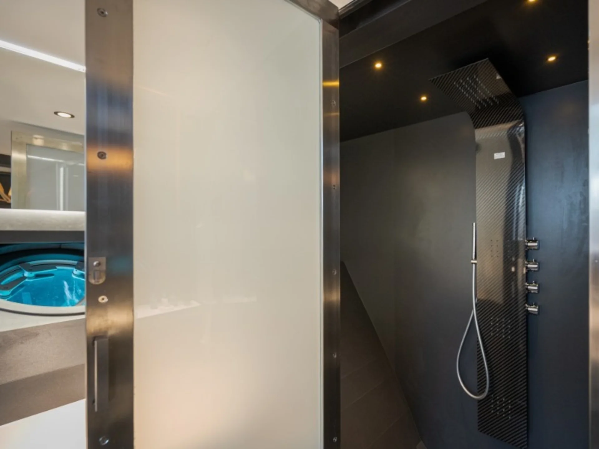 HANSTAIGER X1 - Hanstaiger