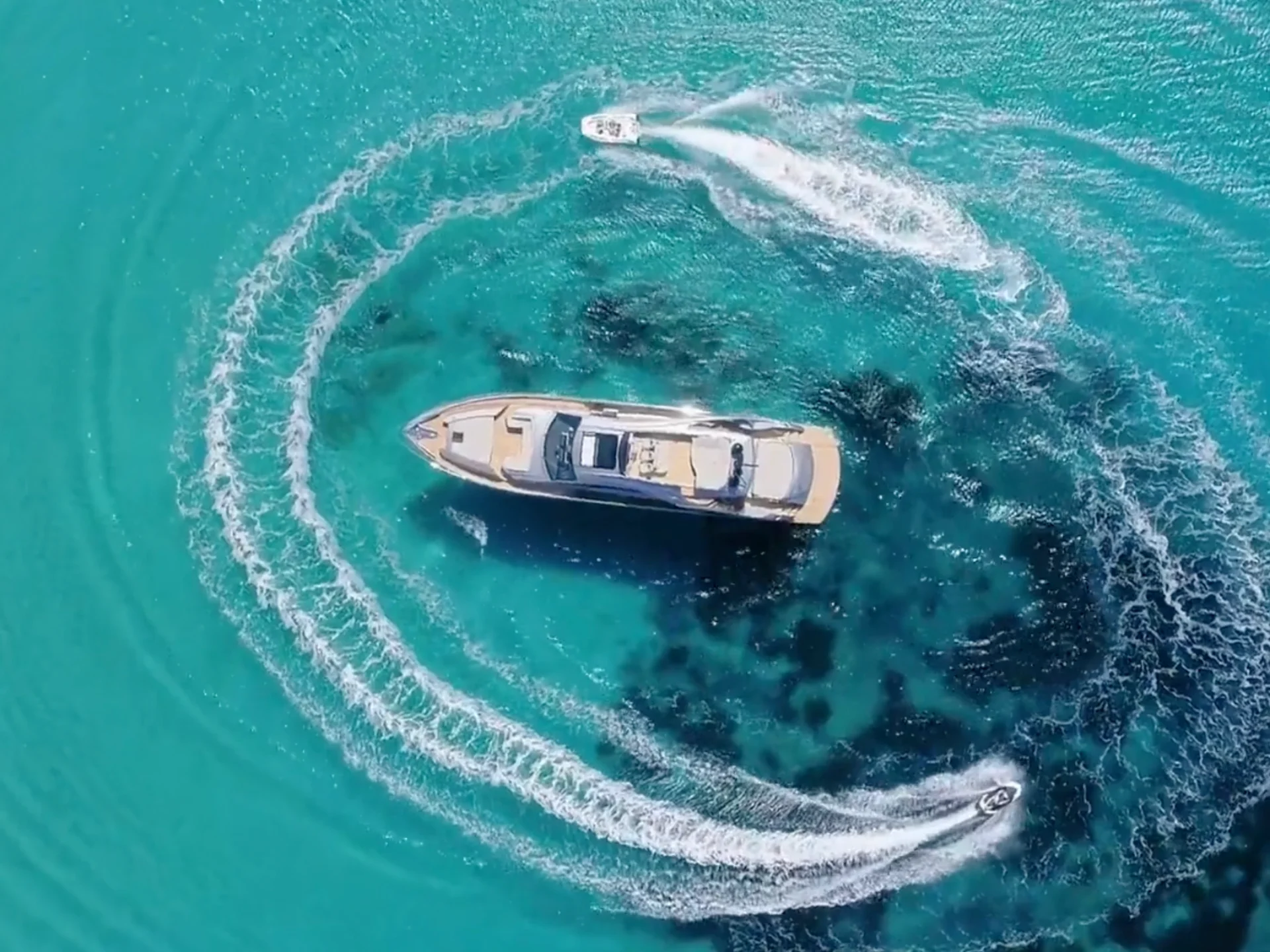 BEYOND | Pershing 8X - Pershing