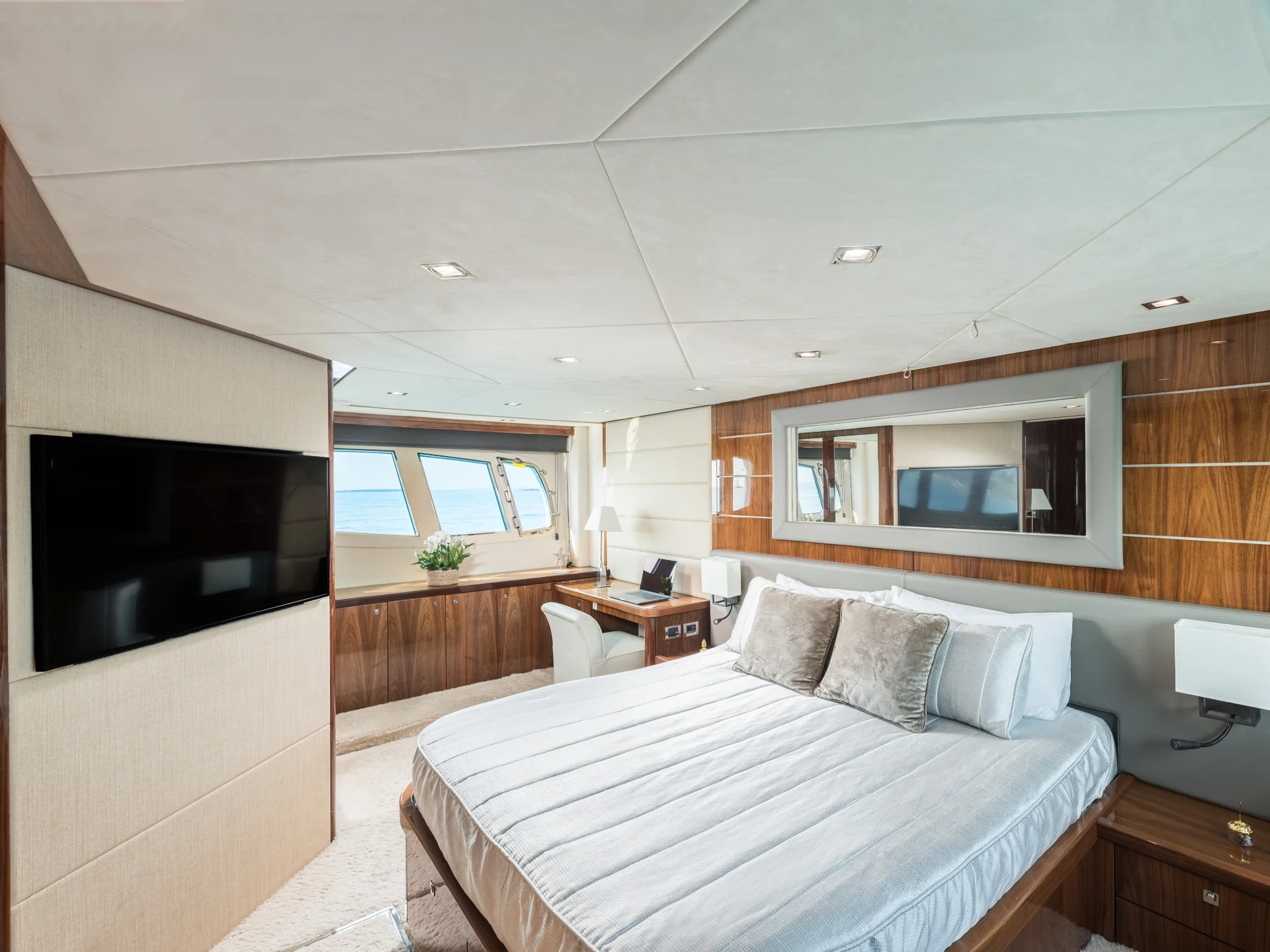 CALA DI LUNA | Sunseeker Manhattan 70 - Sunseeker