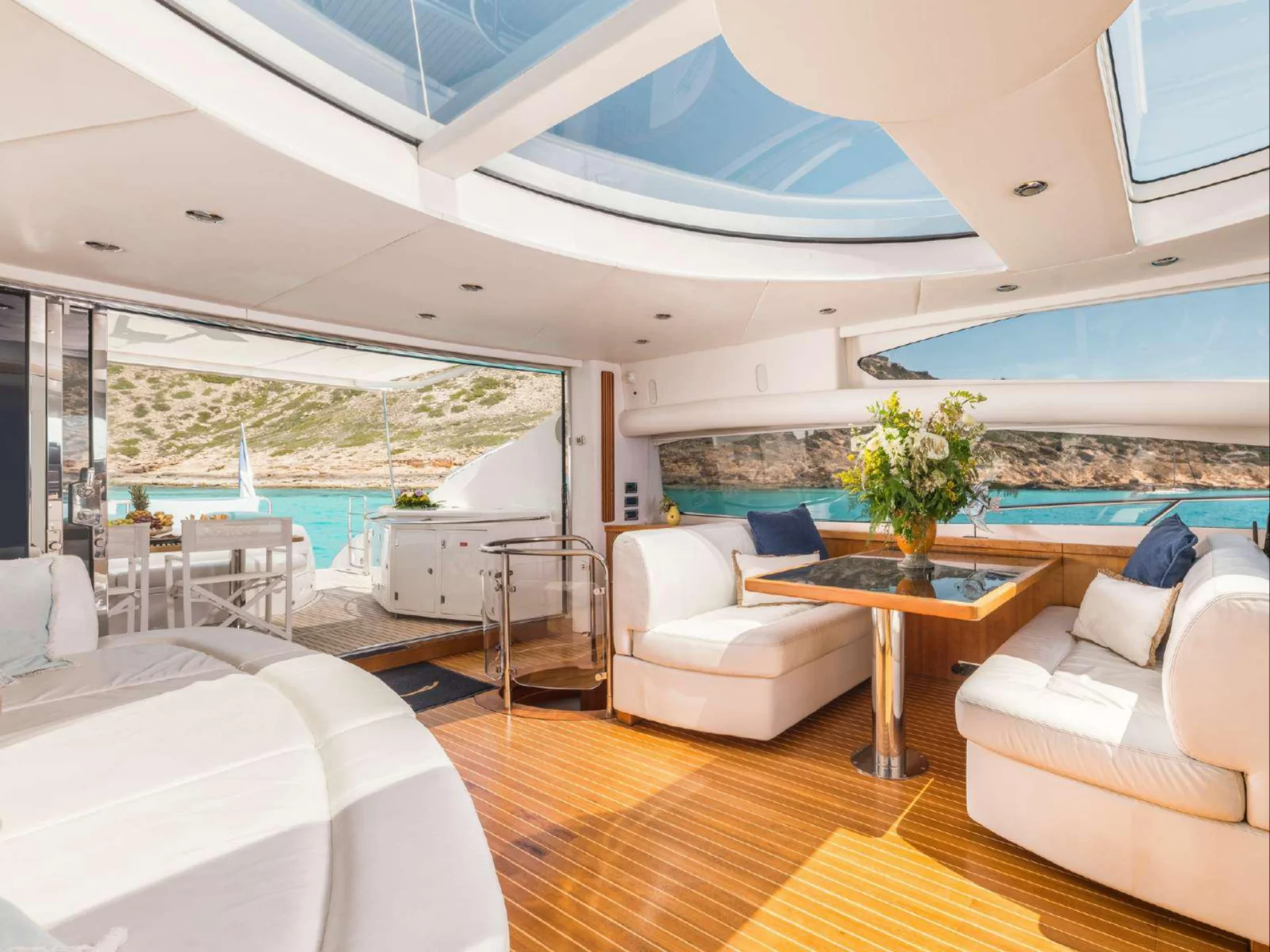 FROGGY | Sunseeker Predator 82 - Sunseeker