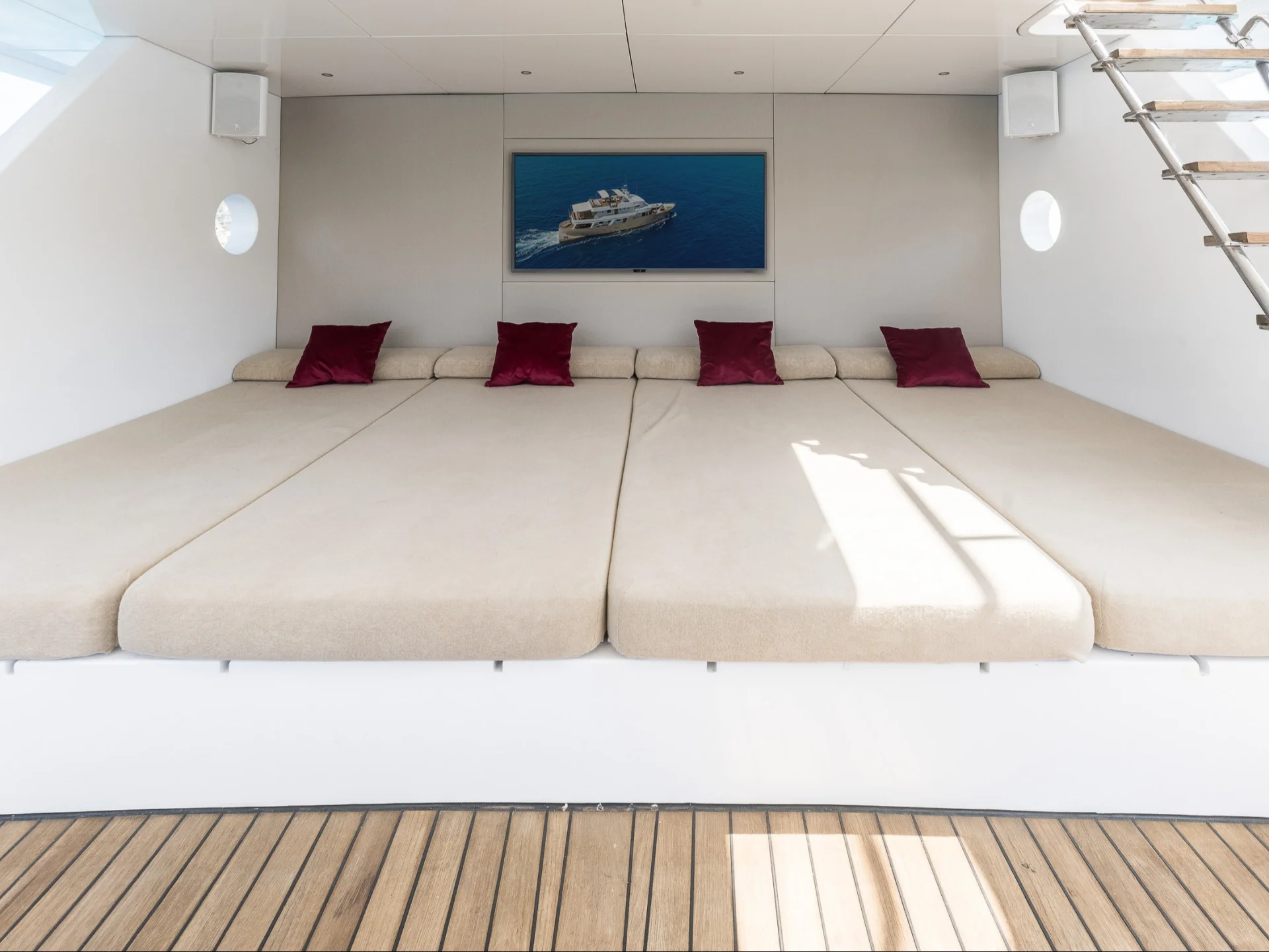 SEMAYA | Navetta 31M - Other