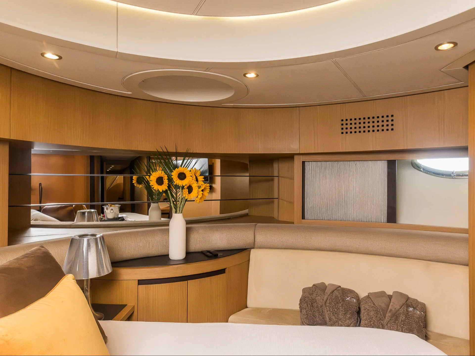 XAMAN | Pershing 90 - Pershing