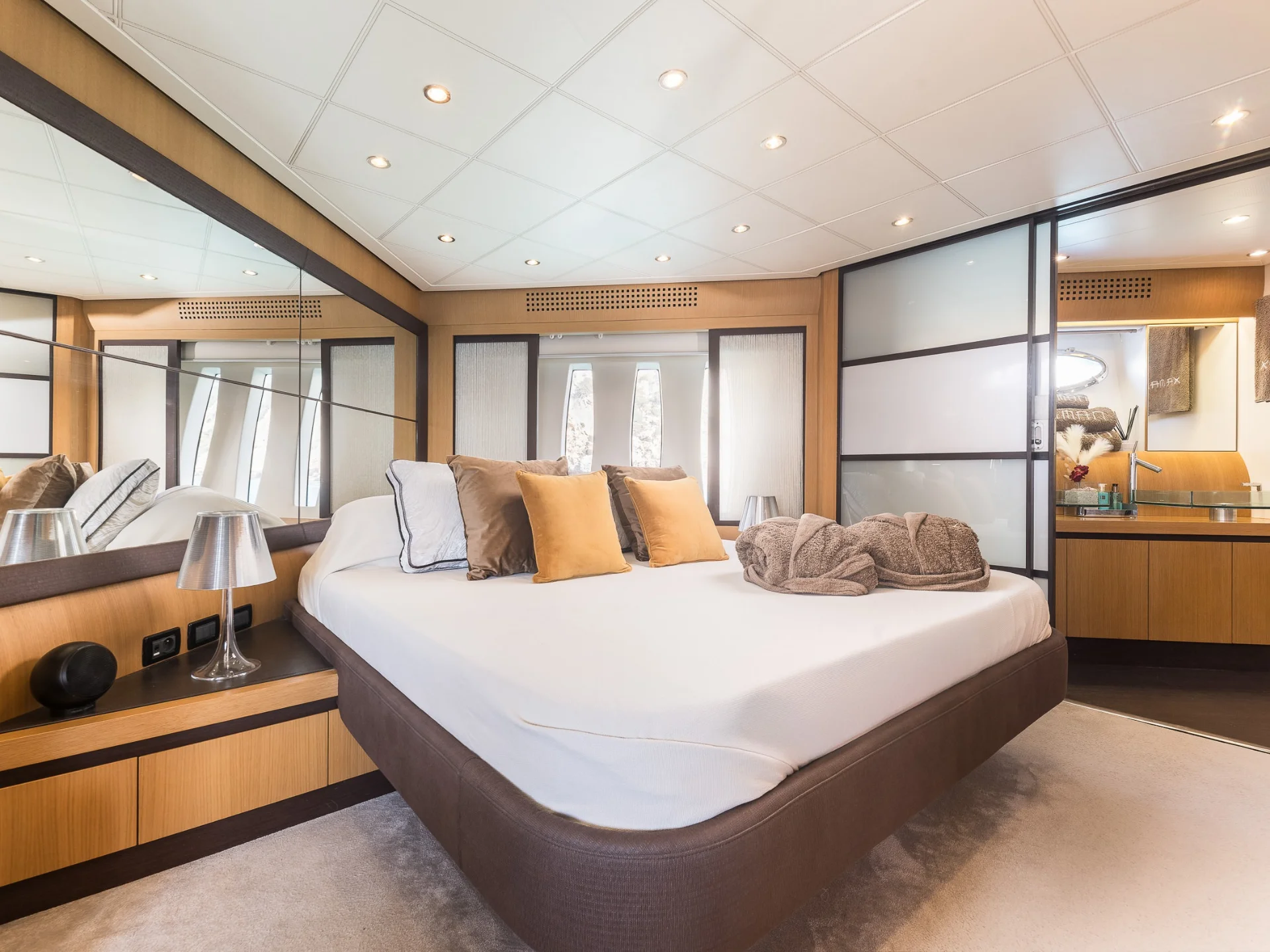 XAMAN | Pershing 90 - Pershing