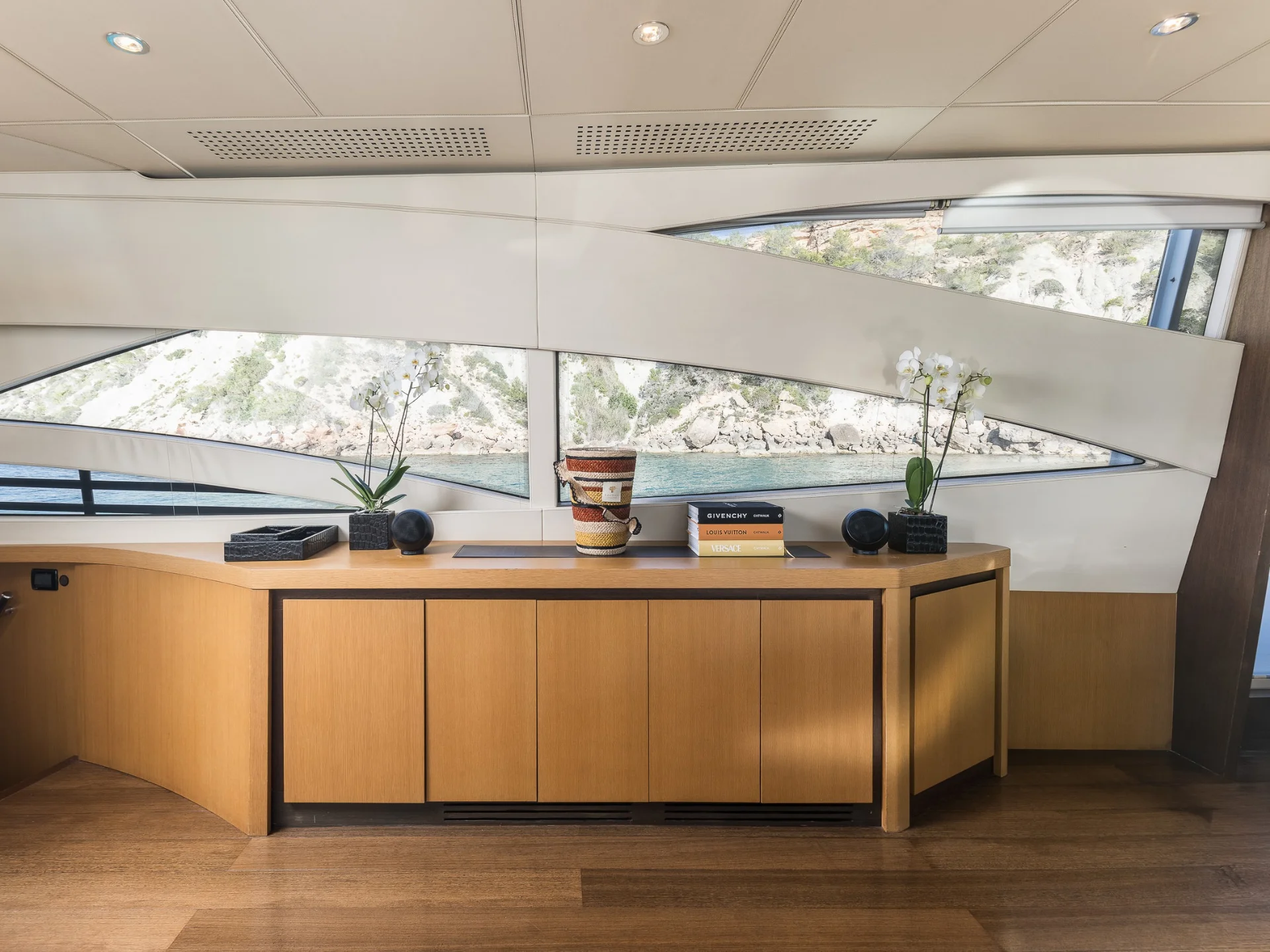 XAMAN | Pershing 90 - Pershing