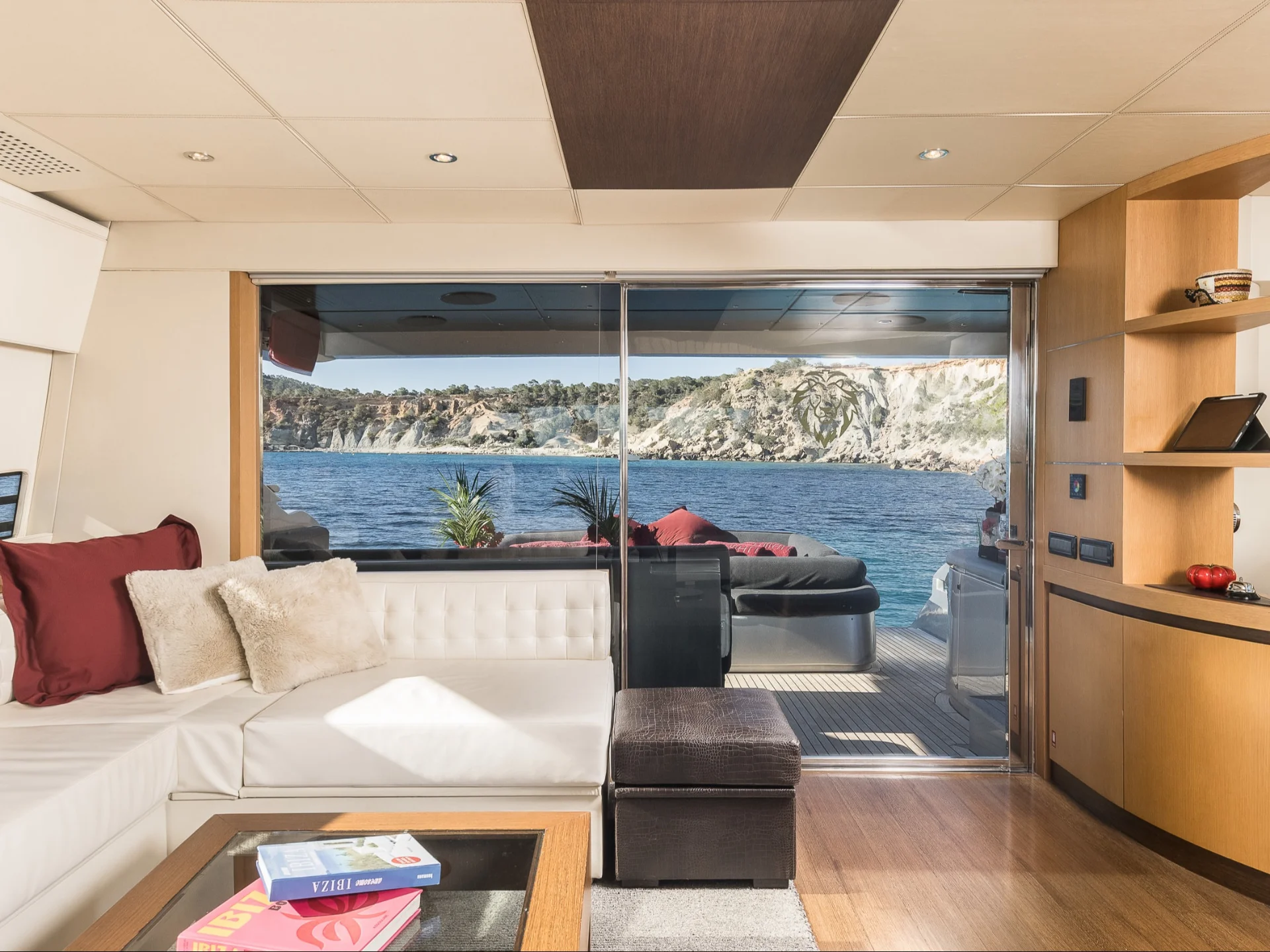 XAMAN | Pershing 90 - Pershing