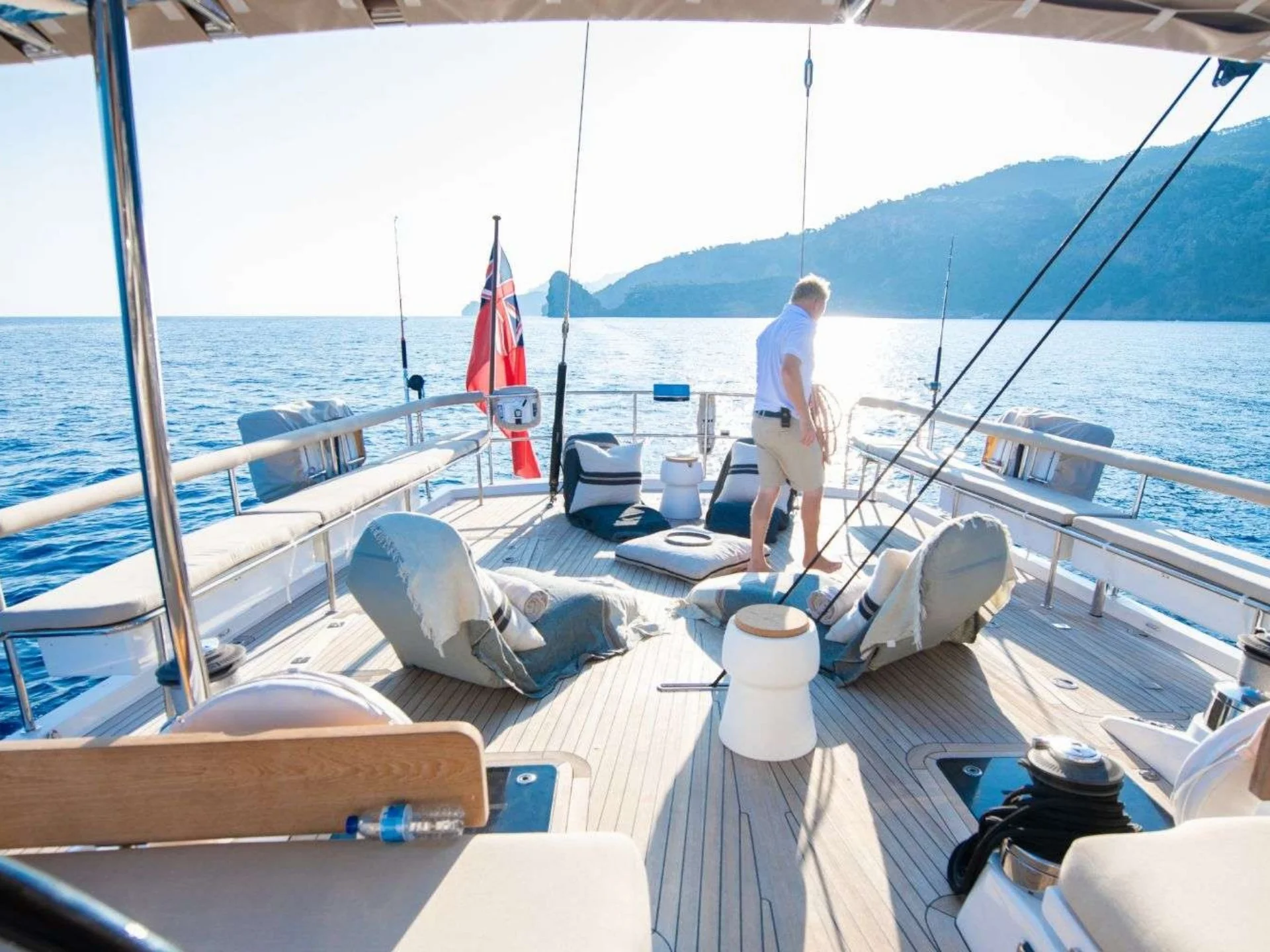 CHAMPAGNE HIPPY | Oyster 825 - Oyster