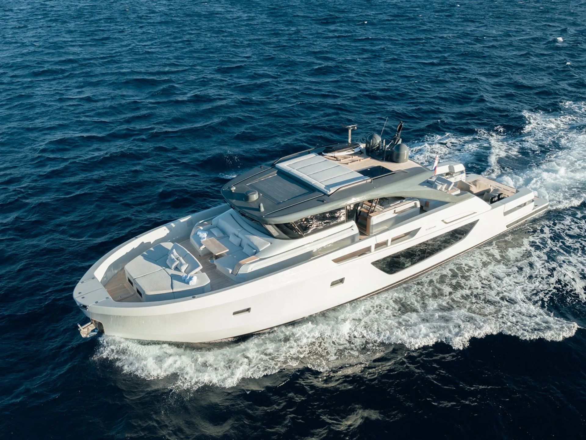 PETITCHET II | Bluegame BG74 - Bluegame