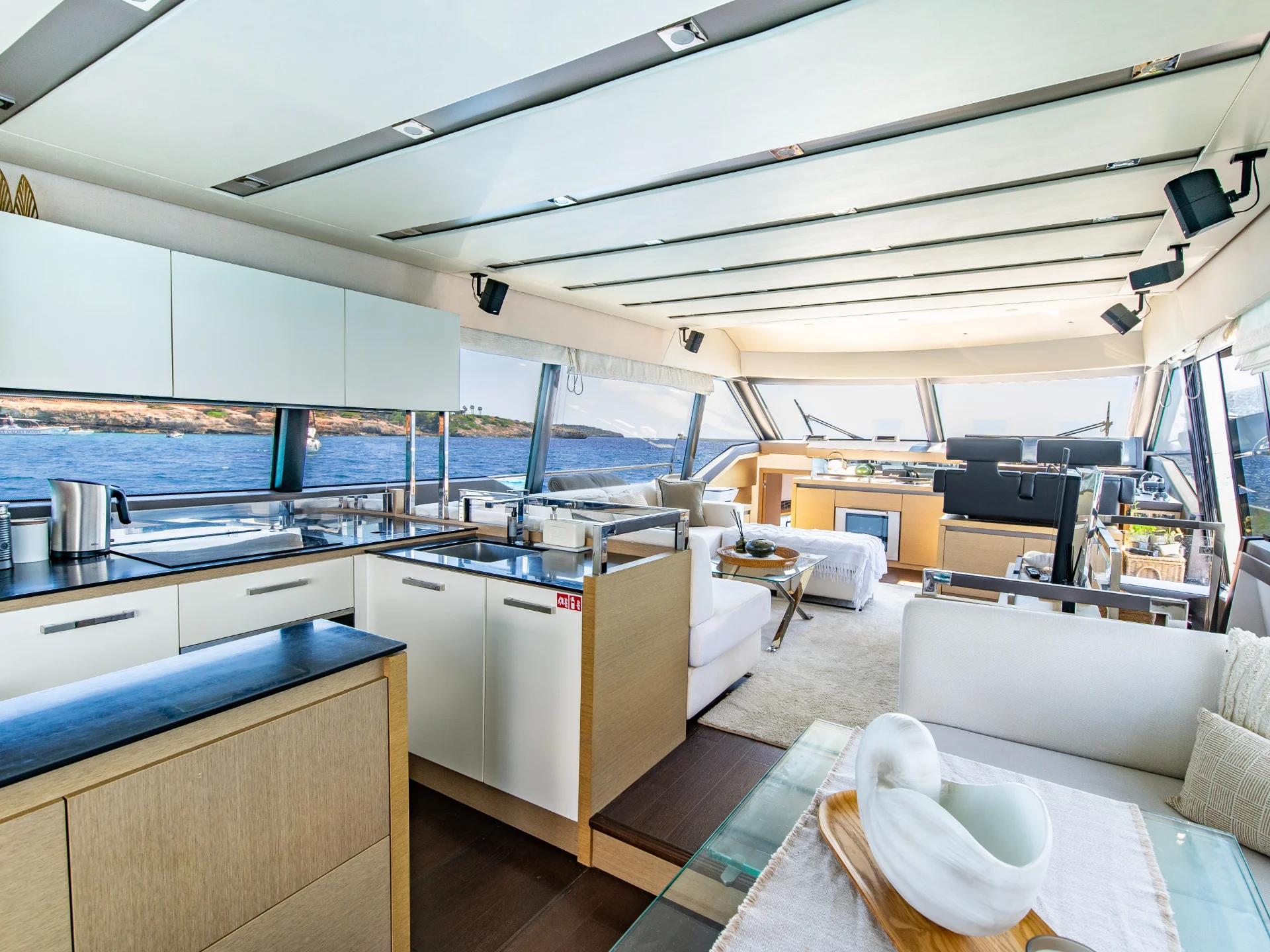 BLUE M | Prestige 680 - Prestige