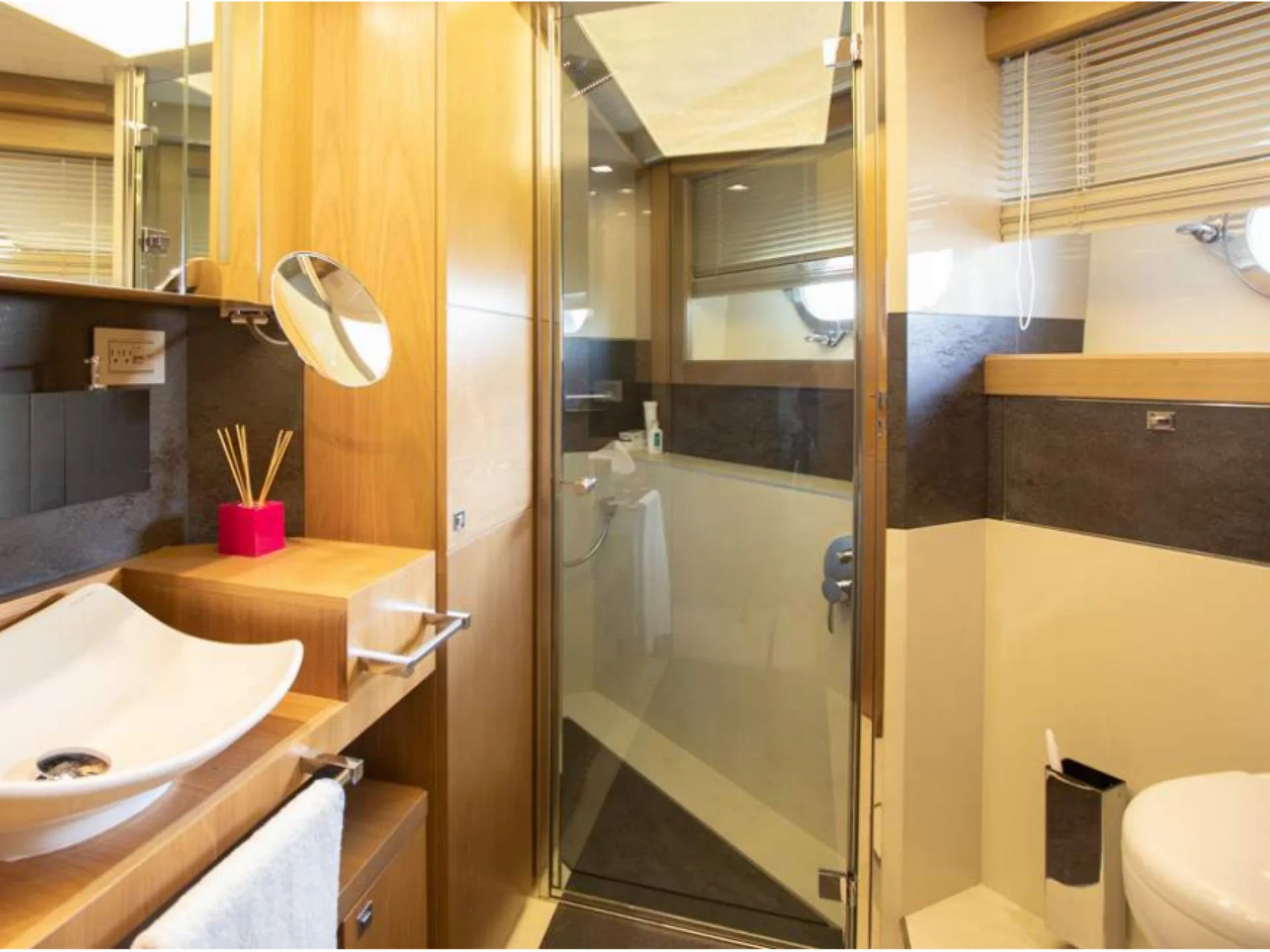 NIKO III | Ferretti Custom Line 100 - Ferretti