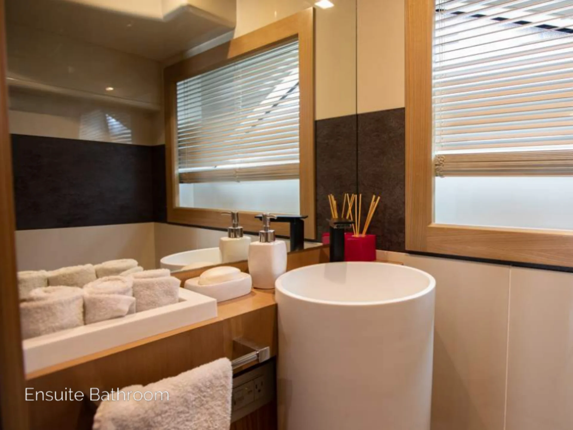 NIKO III | Ferretti Custom Line 100 - Ferretti