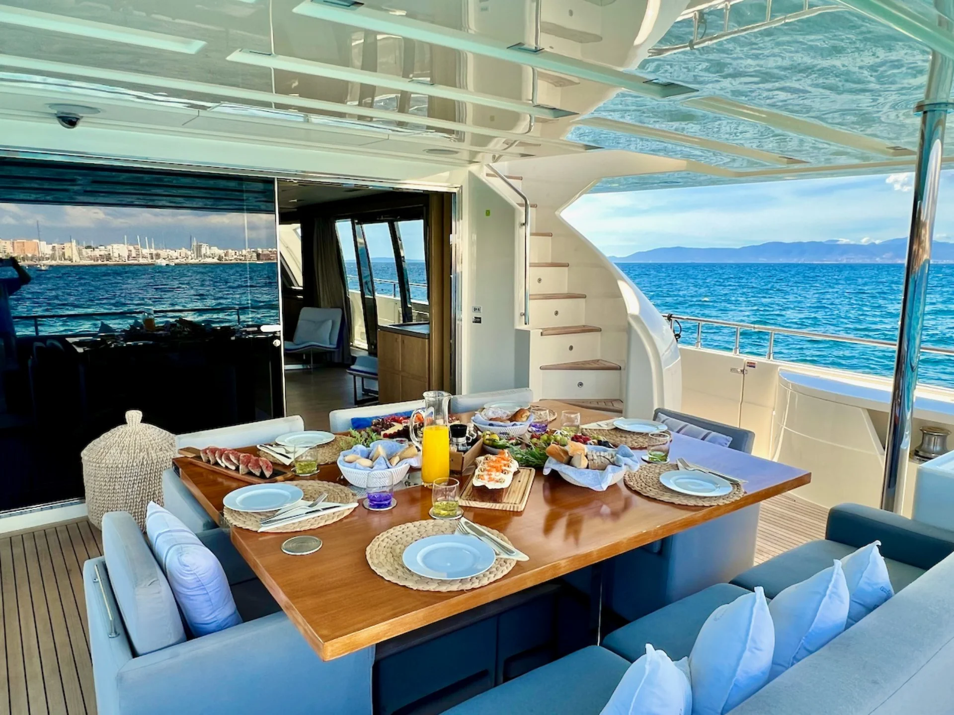 NIKO III | Ferretti Custom Line 100 - Ferretti