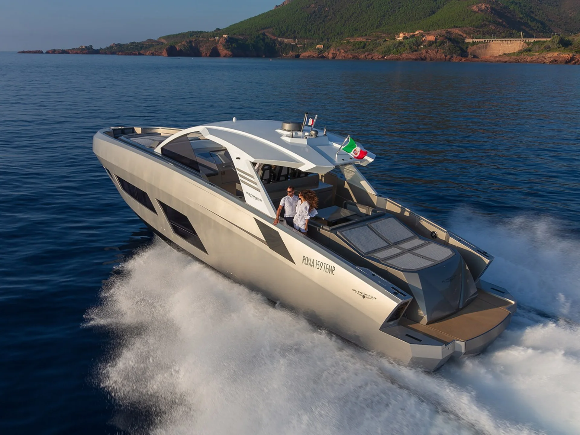 NEXT | Canados Gladiator 631 - Canados