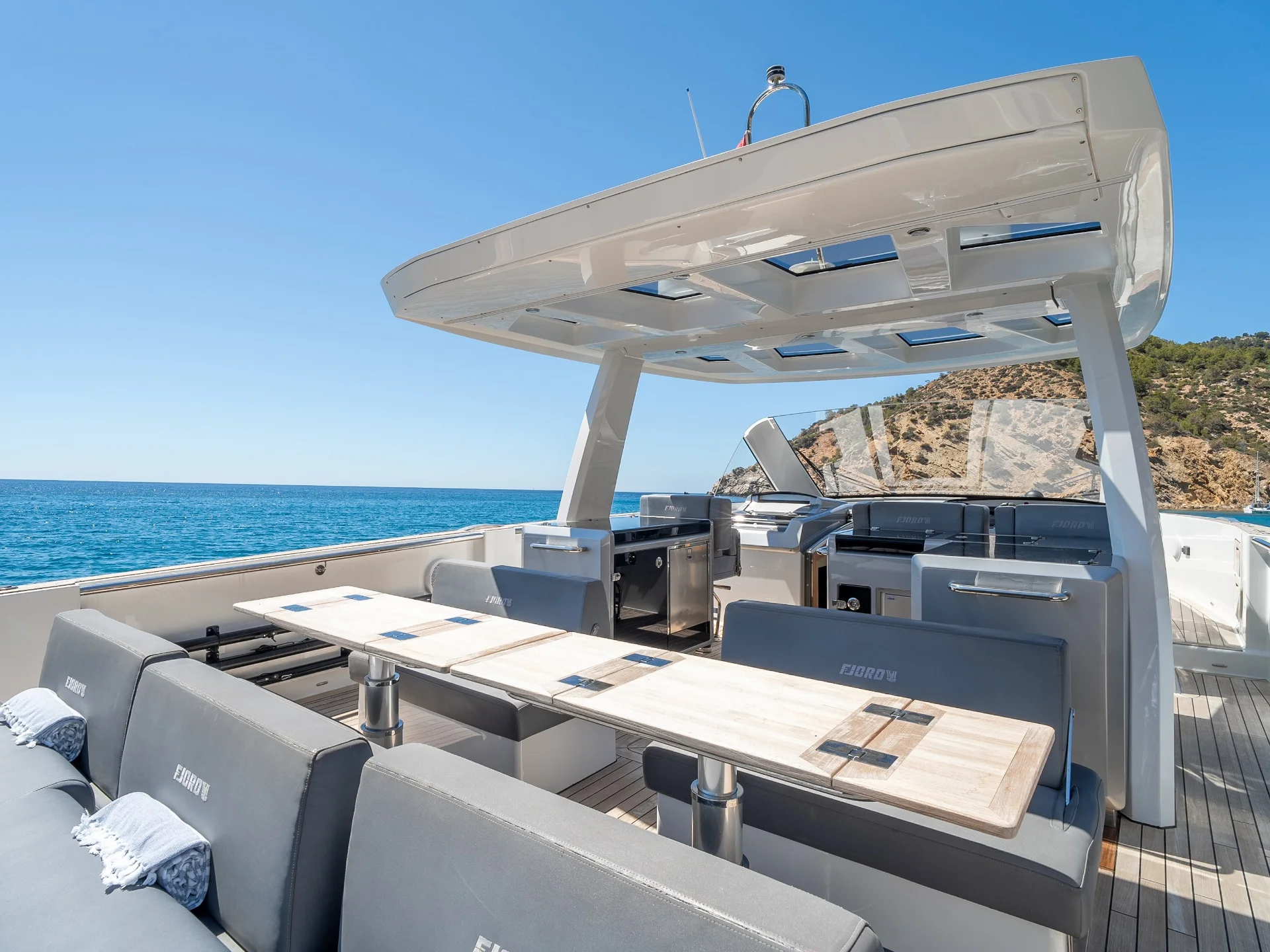 PETITCHET | Fjord 52 - Fjord