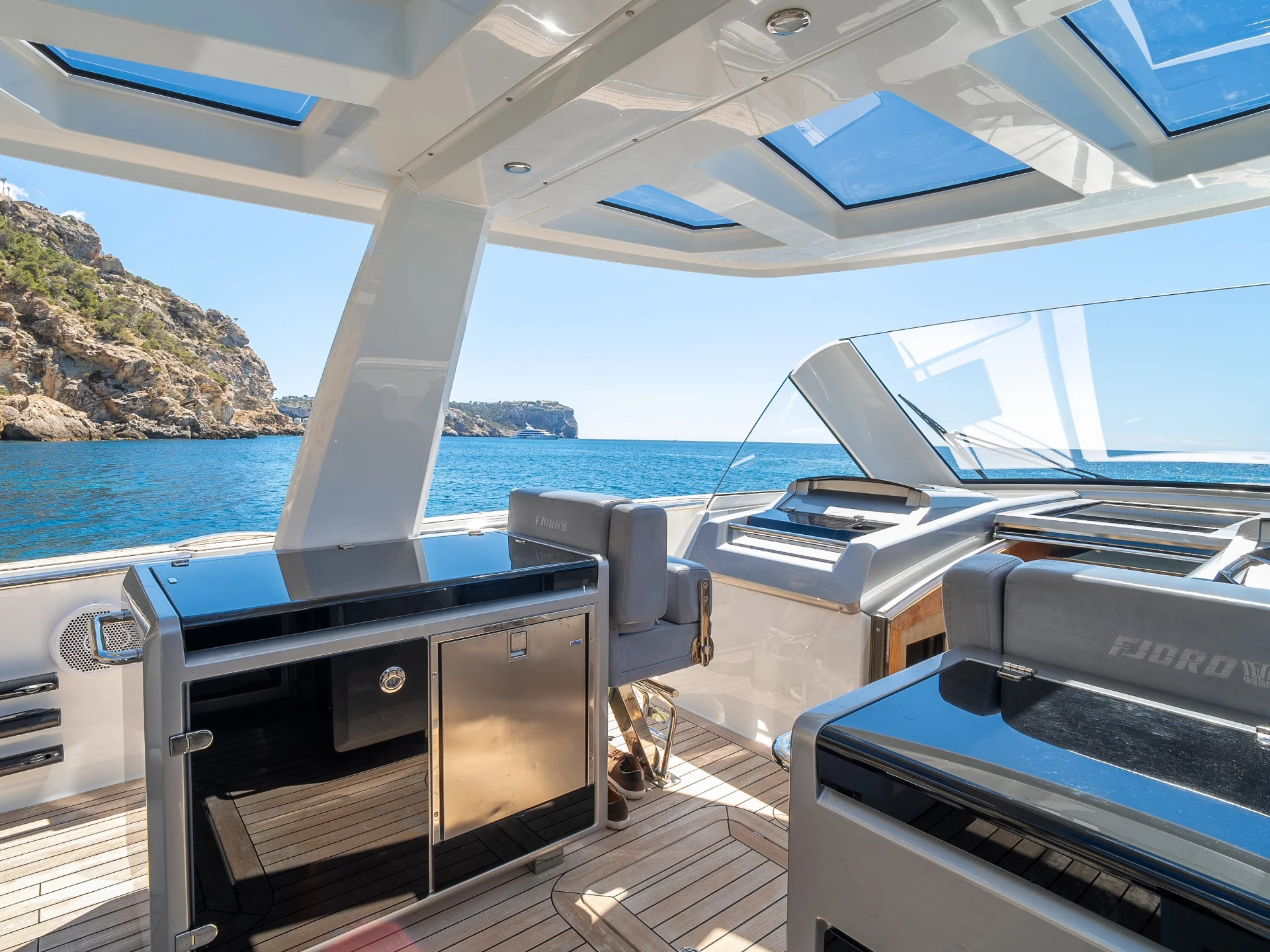 PETITCHET | Fjord 52 - Fjord