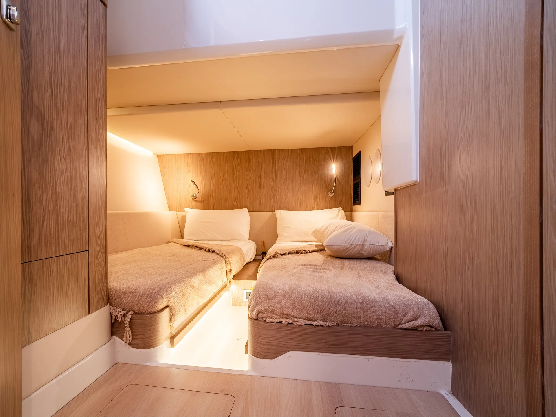 PETITCHET | Fjord 52 - Fjord