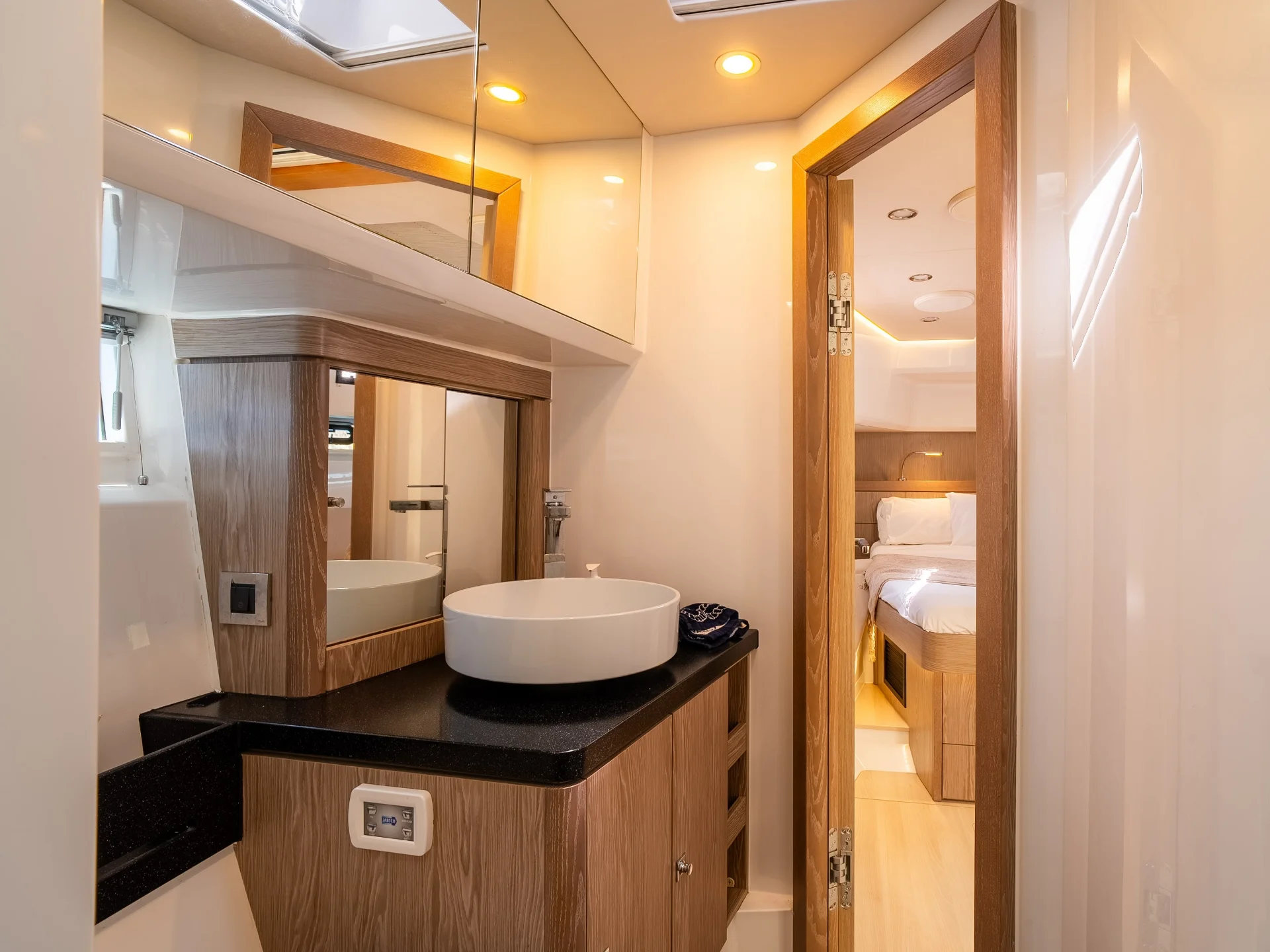 PETITCHET | Fjord 52 - Fjord