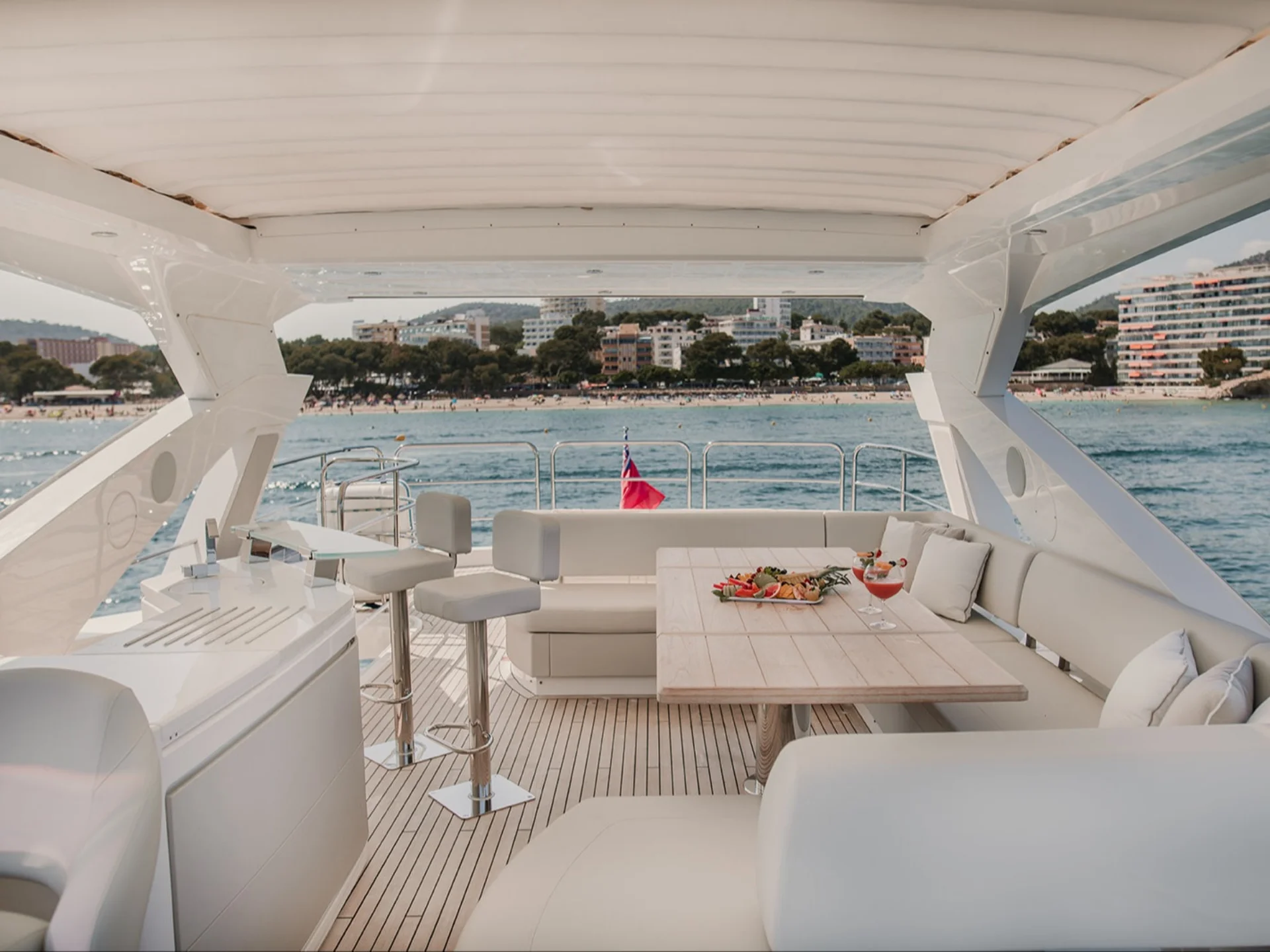 LADY M | Sunseeker 76 - Sunseeker