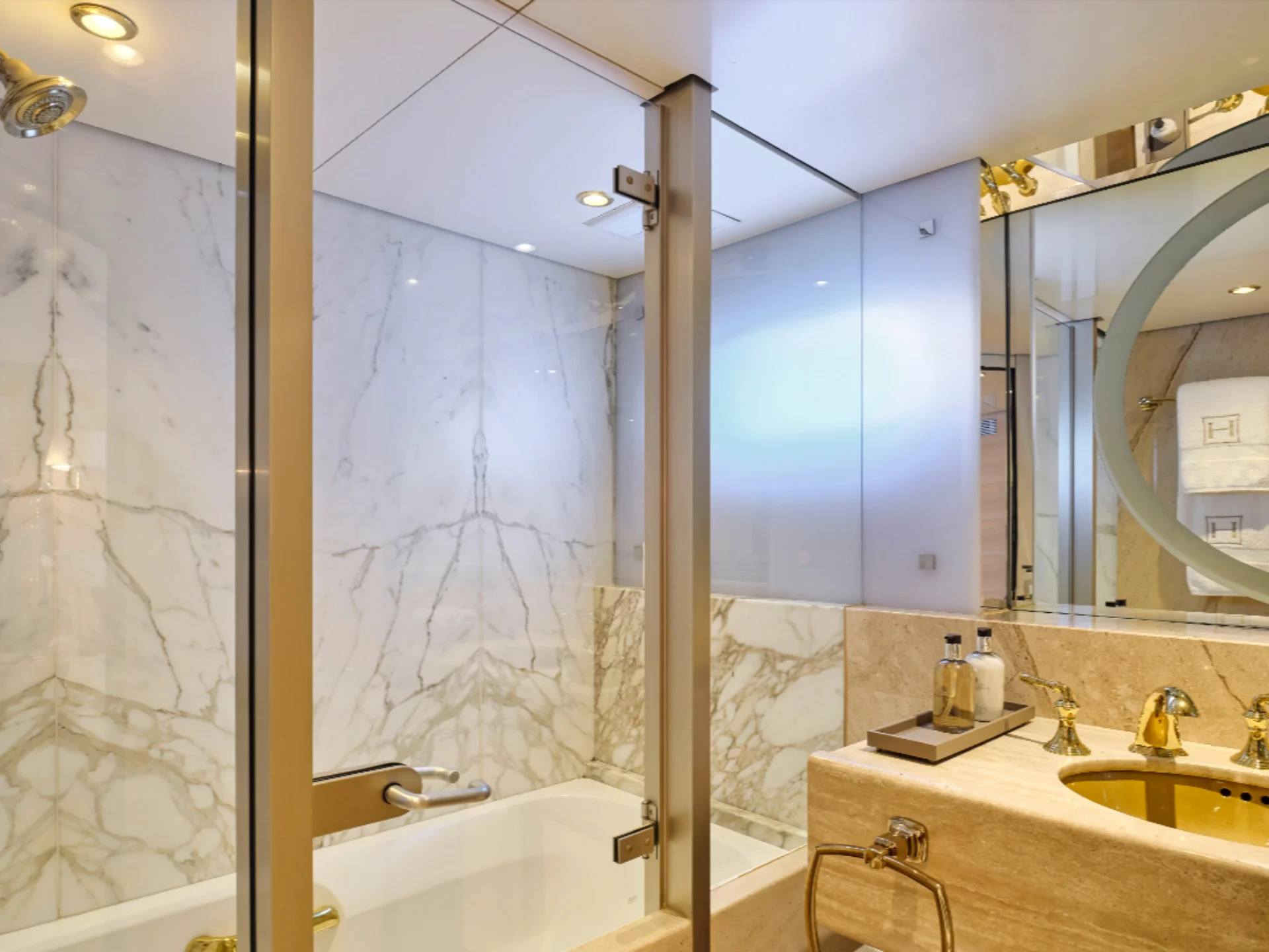 HIGHLANDER | Feadship 164 - Feadship