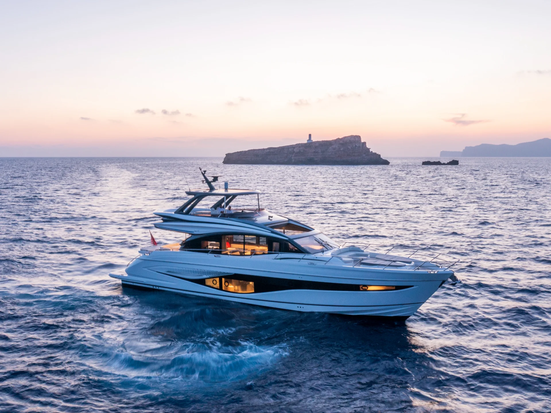 THE NEGOTIATOR | Princess S66 - Princess