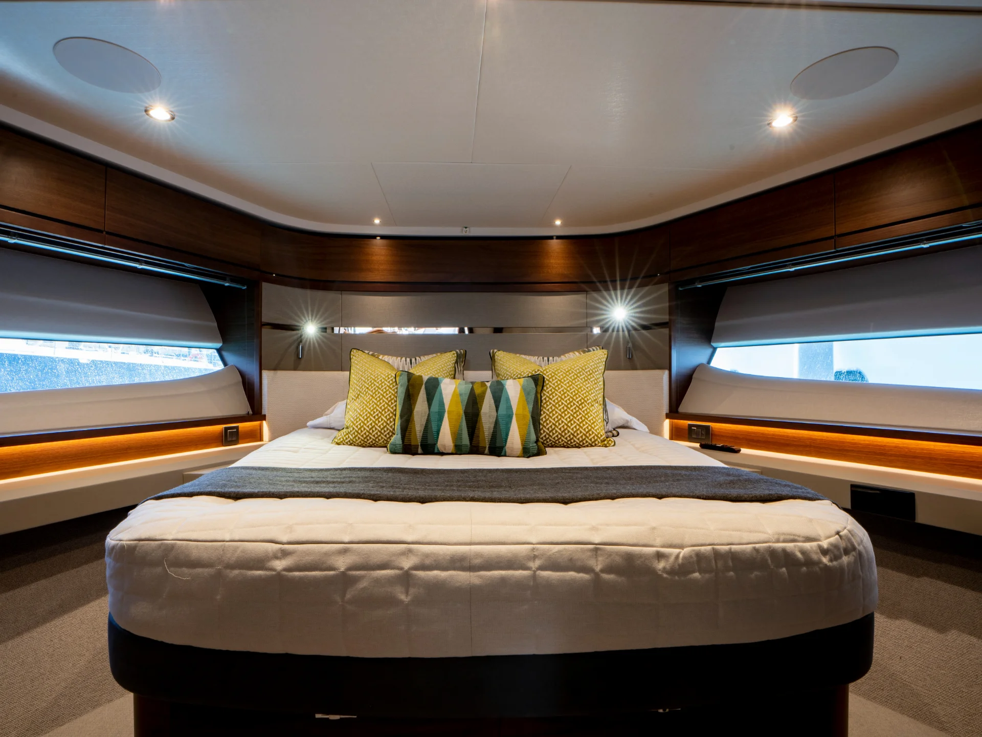 THE NEGOTIATOR | Princess S66 - Princess