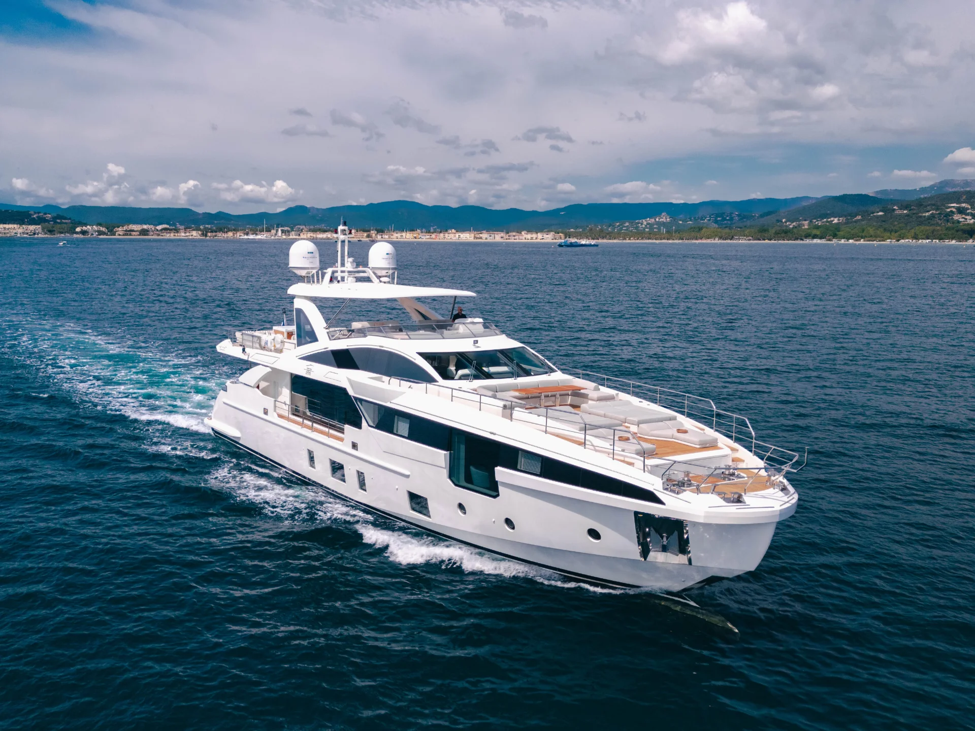 NEMESIS | Azimut 32 Metri - Azimut