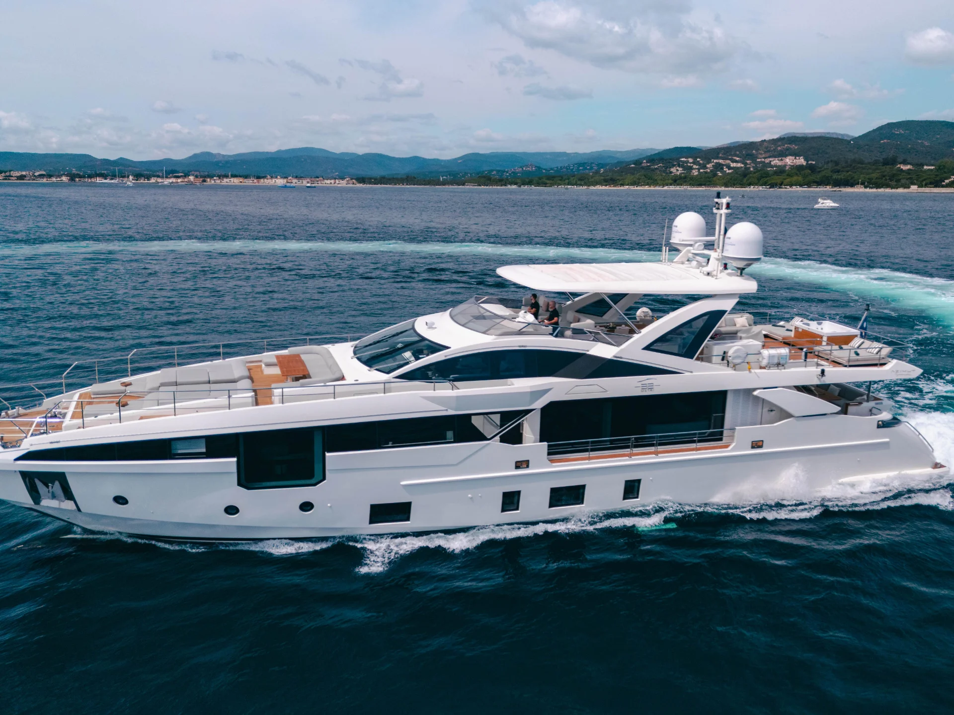 NEMESIS | Azimut 32 Metri - Azimut