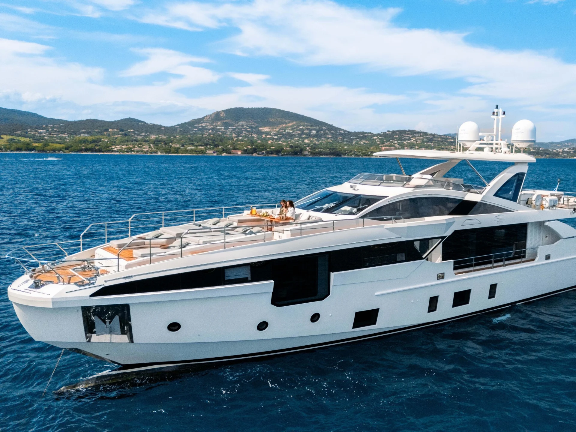 NEMESIS | Azimut 32 Metri - Azimut