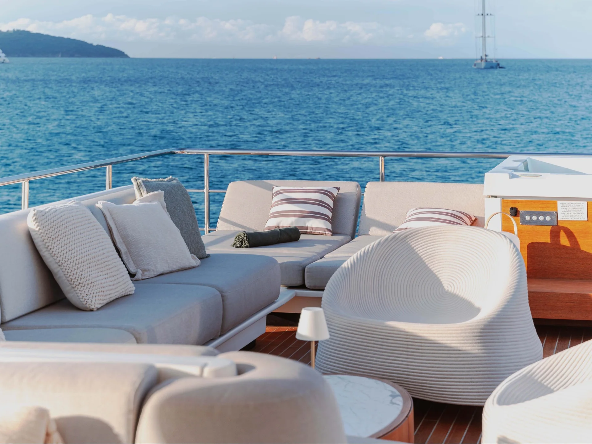 NEMESIS | Azimut 32 Metri - Azimut