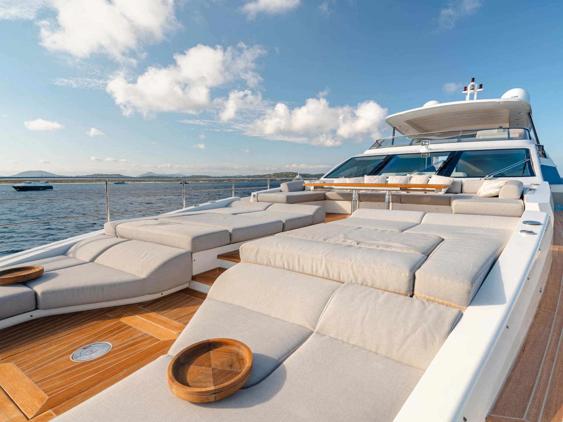 NEMESIS | Azimut 32 Metri - Azimut