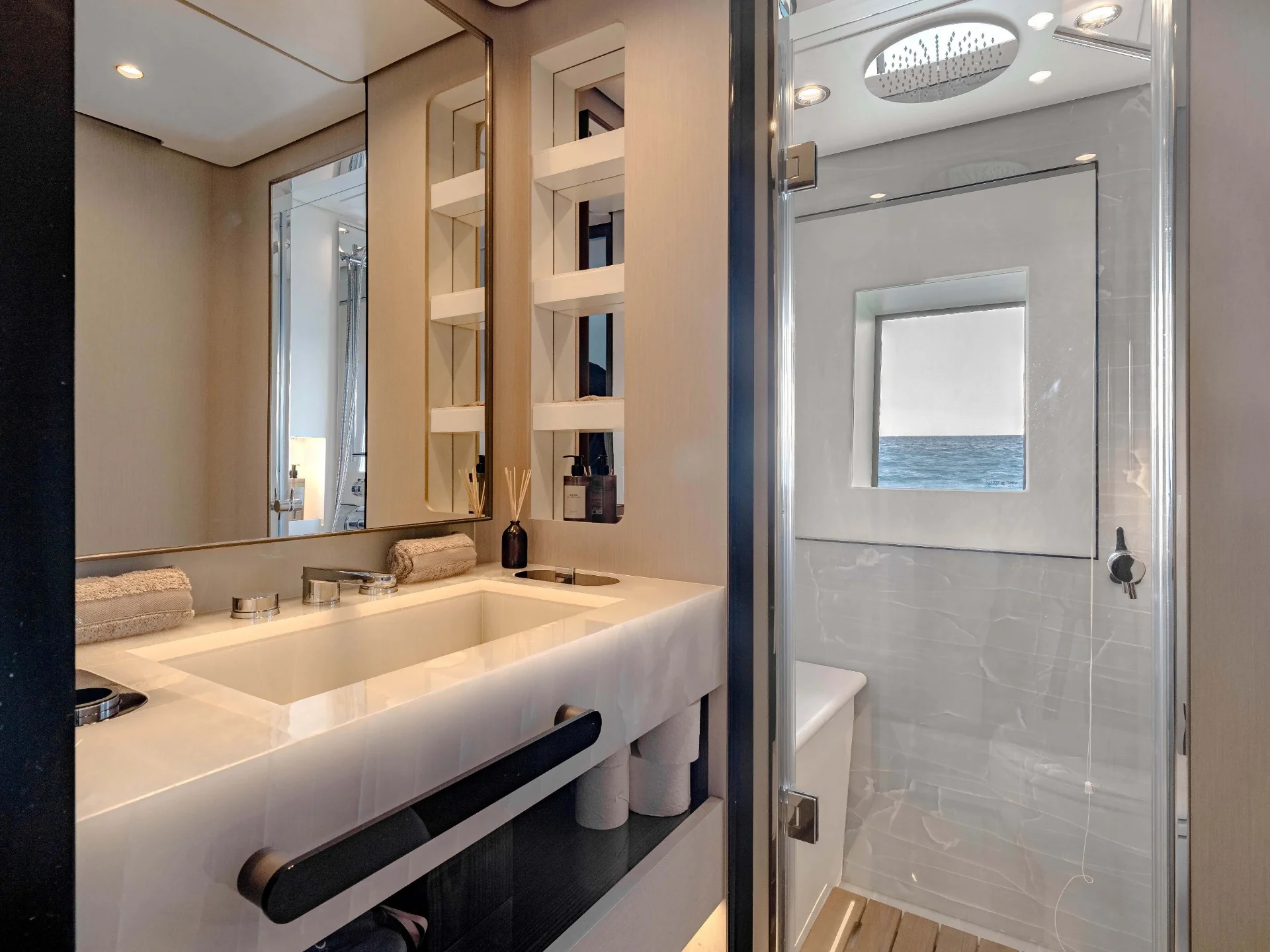 NEMESIS | Azimut 32 Metri - Azimut