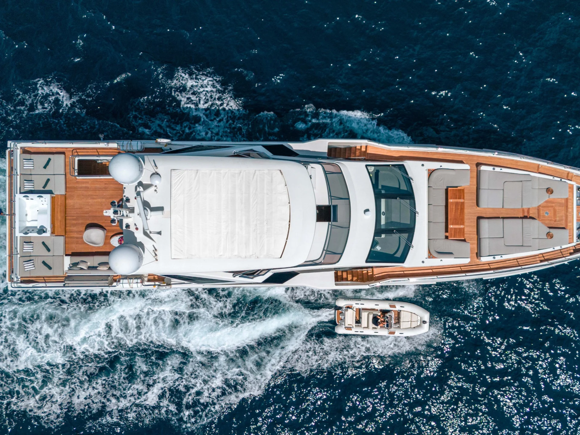 NEMESIS | Azimut 32 Metri - Azimut