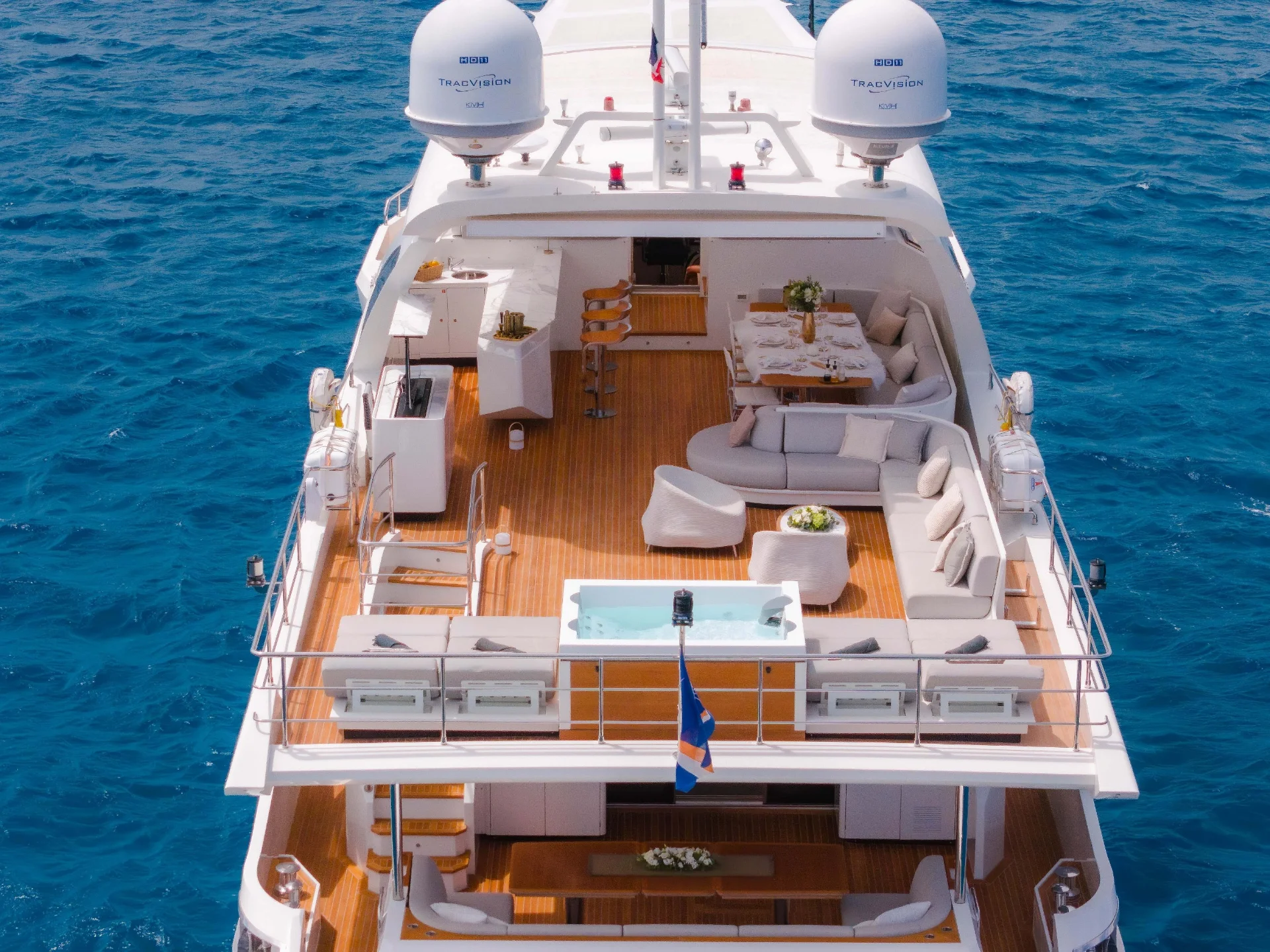 NEMESIS | Azimut 32 Metri - Azimut