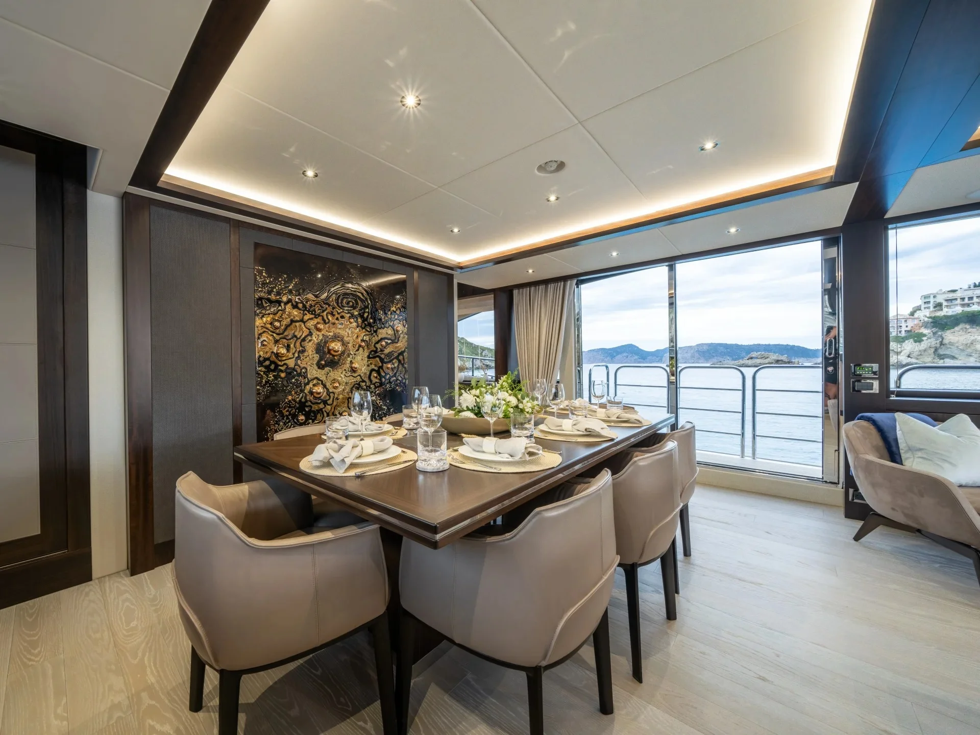 BLUE INFINITY ONE | Sunseeker 95  - Sunseeker