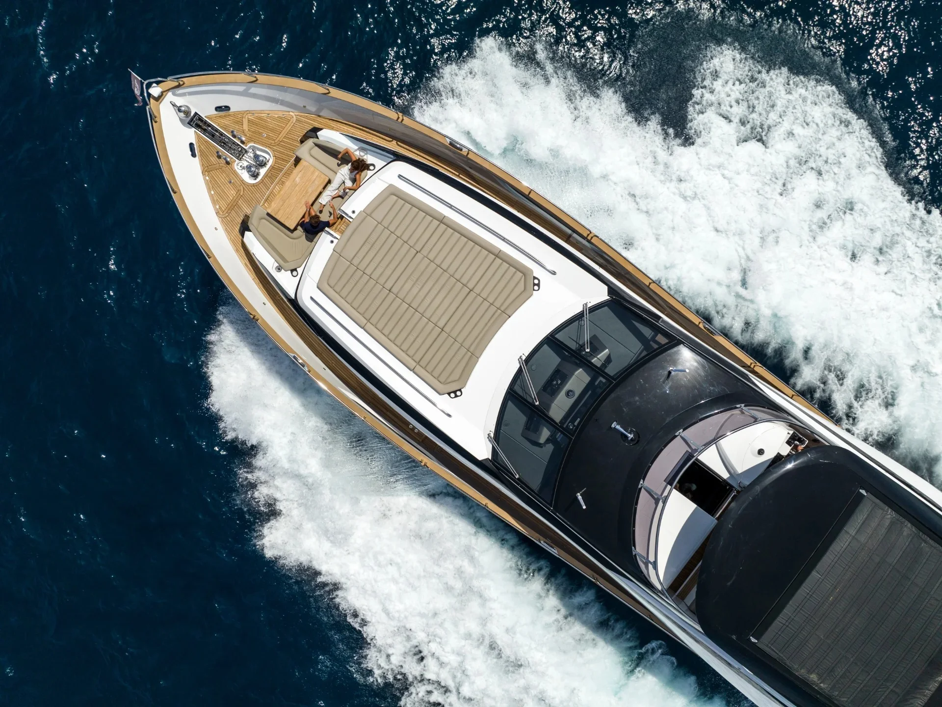 HIGH ENERGY | Sunseeker 95  - Sunseeker