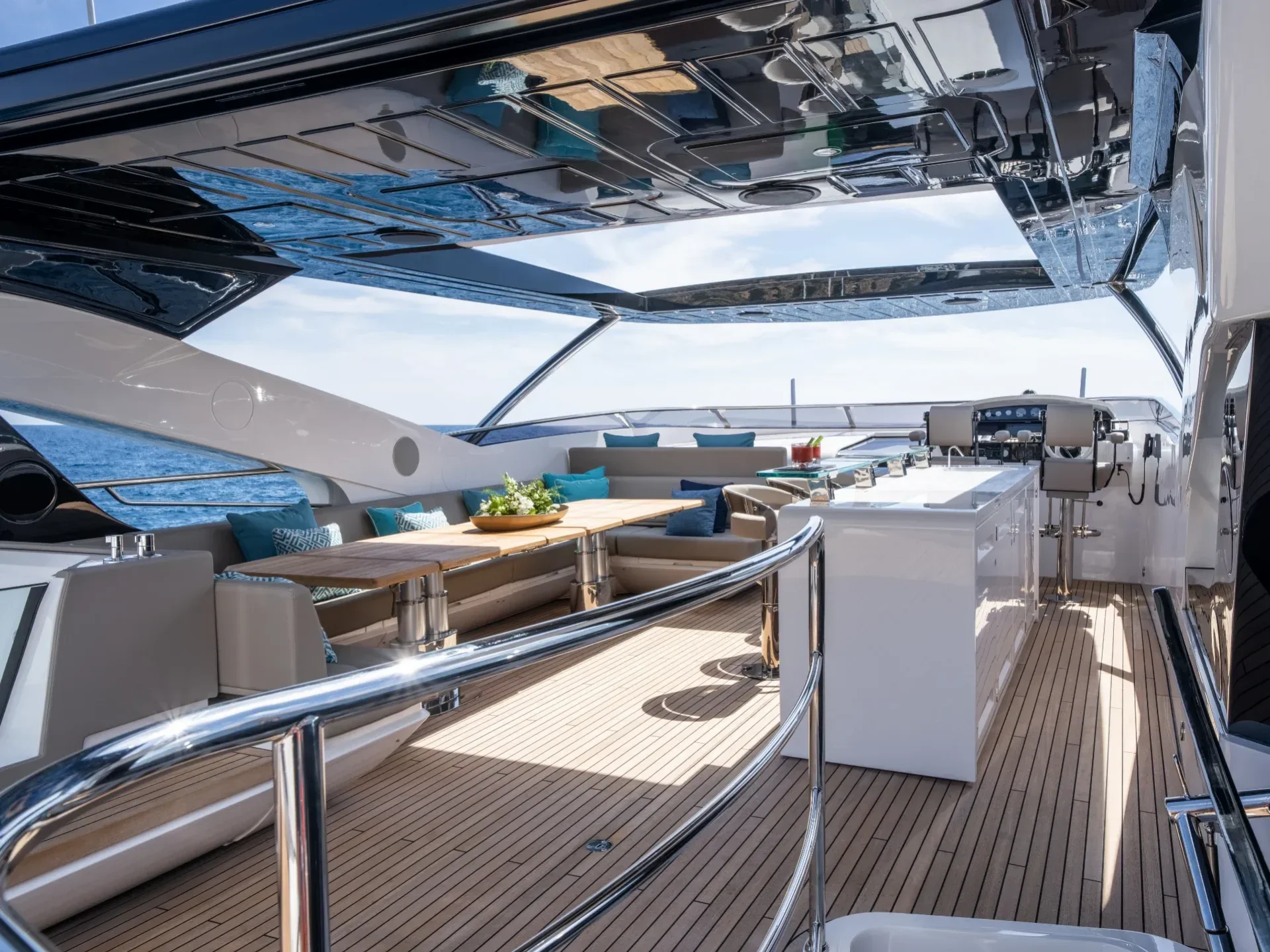 HIGH ENERGY | Sunseeker 95  - Sunseeker