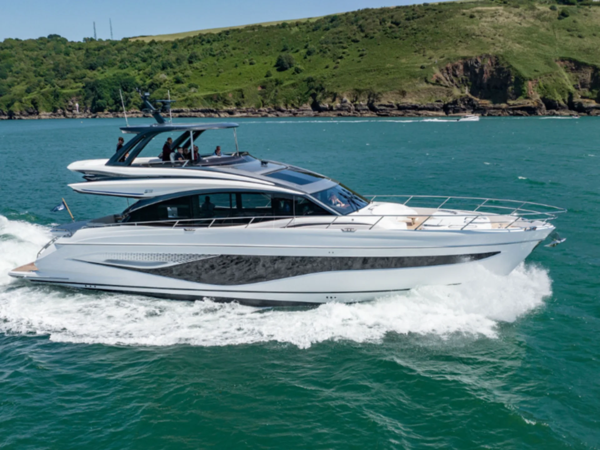 NEGOTIATOR II | Princess S72 - Princess