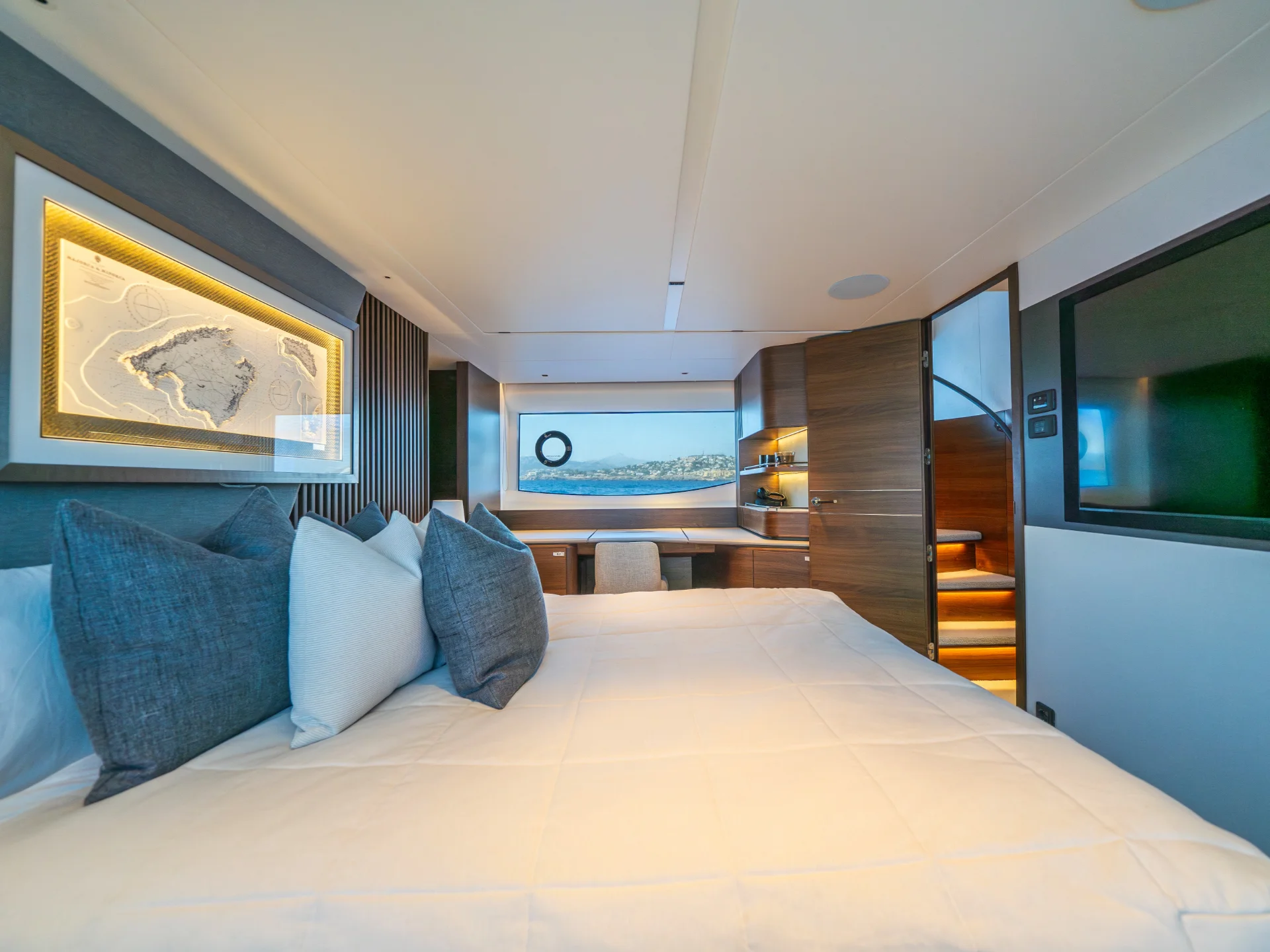 NEGOTIATOR II | Princess S72 - Princess