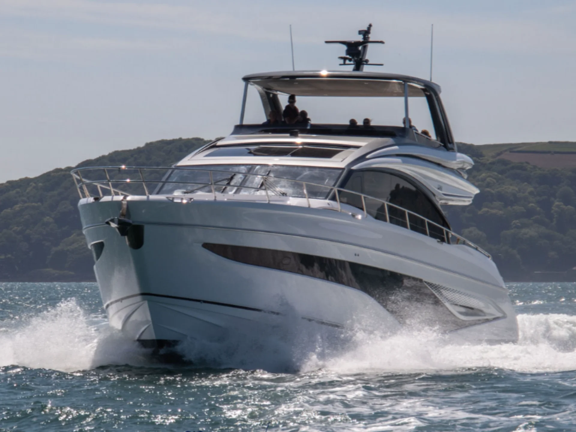 NEGOTIATOR II | Princess S72 - Princess