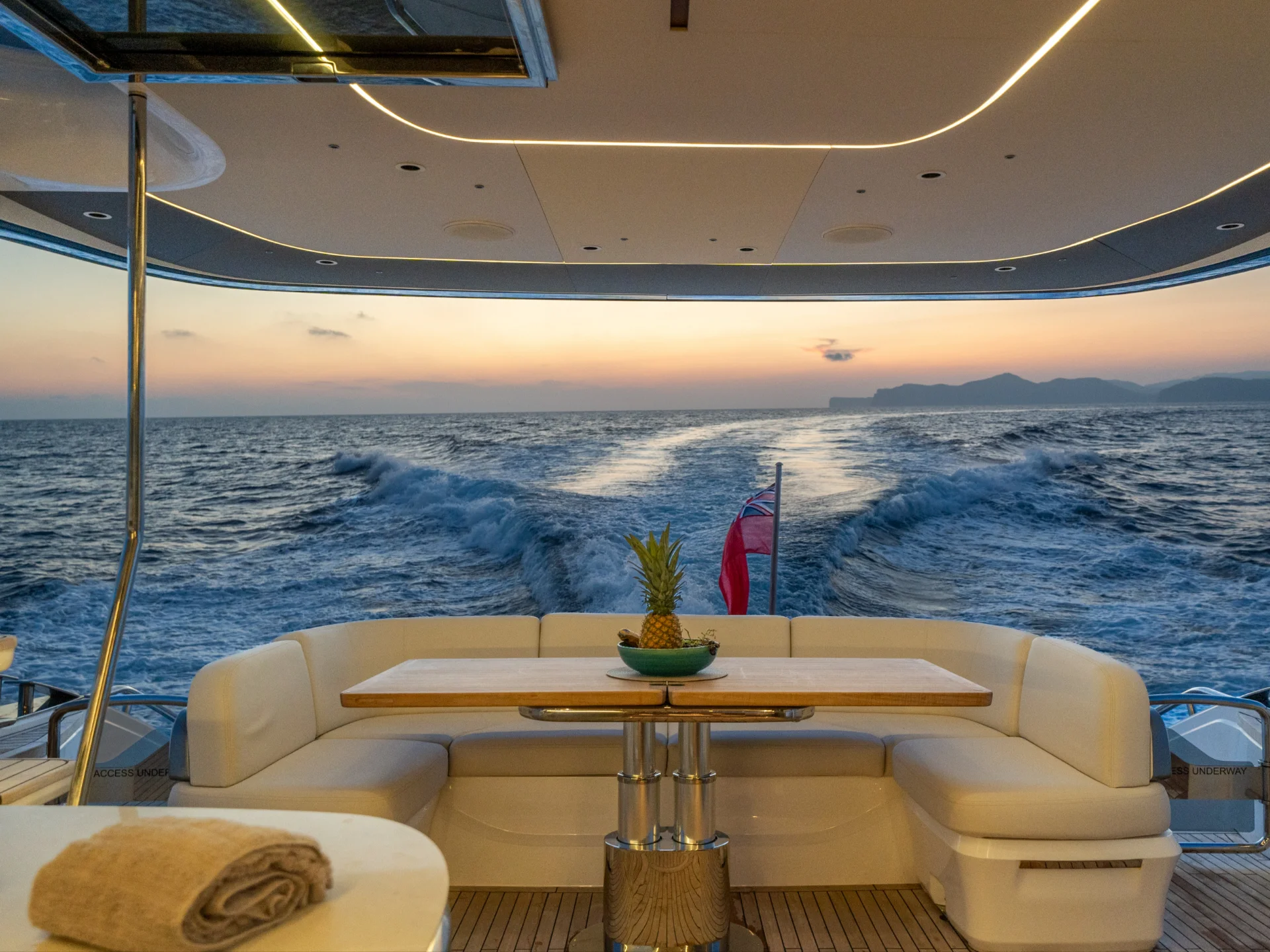 NEGOTIATOR II | Princess S72 - Princess