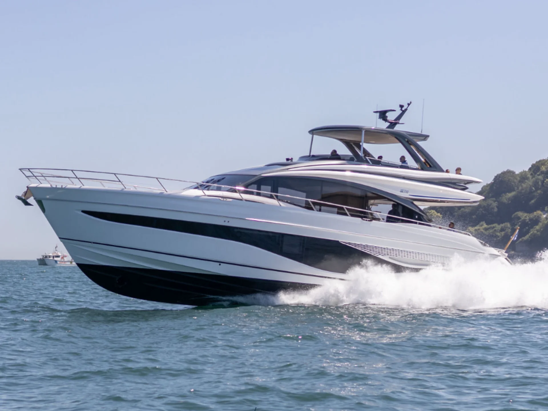 NEGOTIATOR II | Princess S72 - Princess