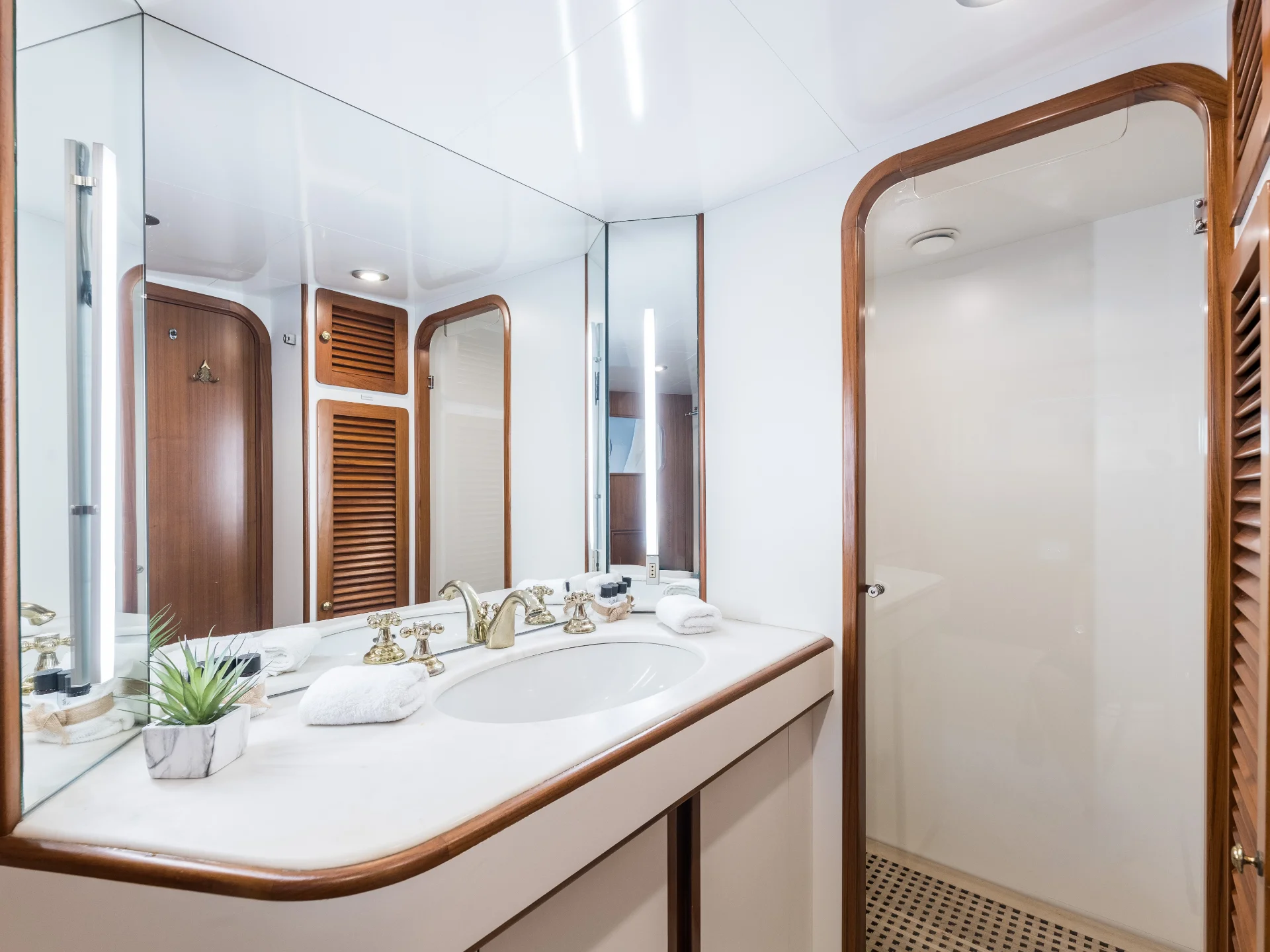 SPIRIT OF MK | CRN Ancona 34M - CRN