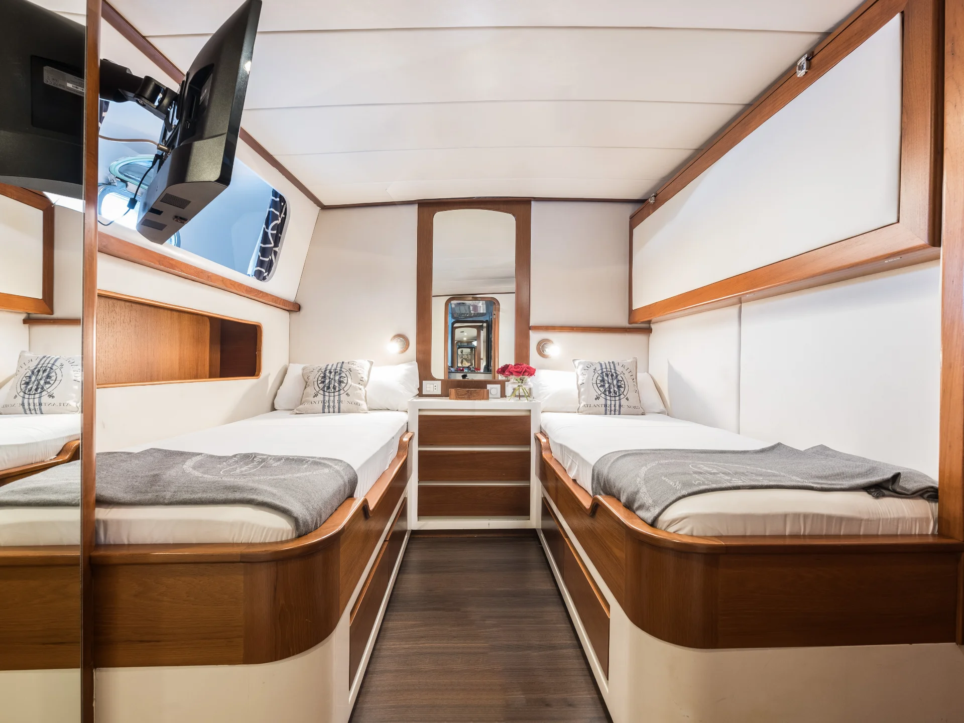 SPIRIT OF MK | CRN Ancona 34M - CRN