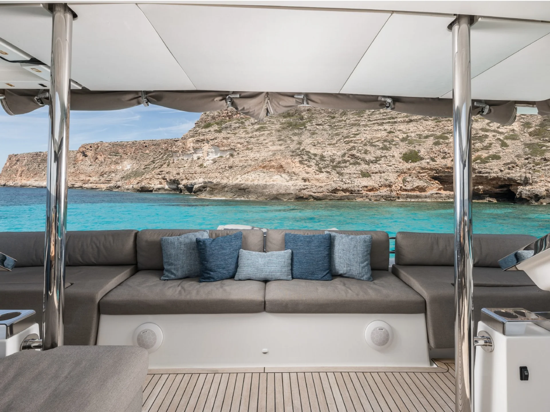 SEEK | Lagoon 630 - Lagoon