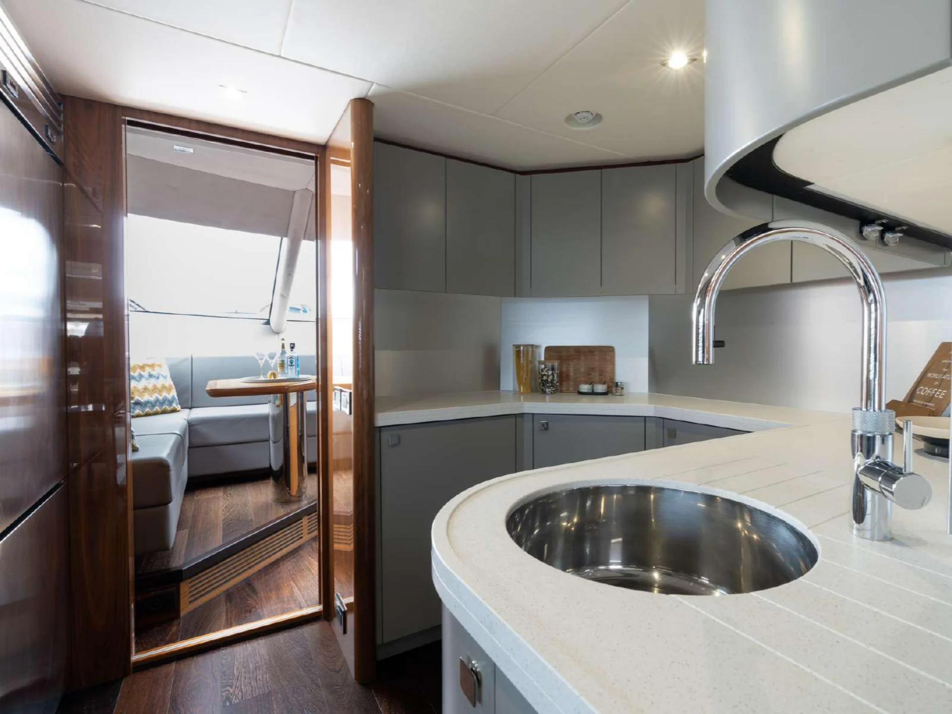 SEAWATER II | Sunseeker 86 - Sunseeker