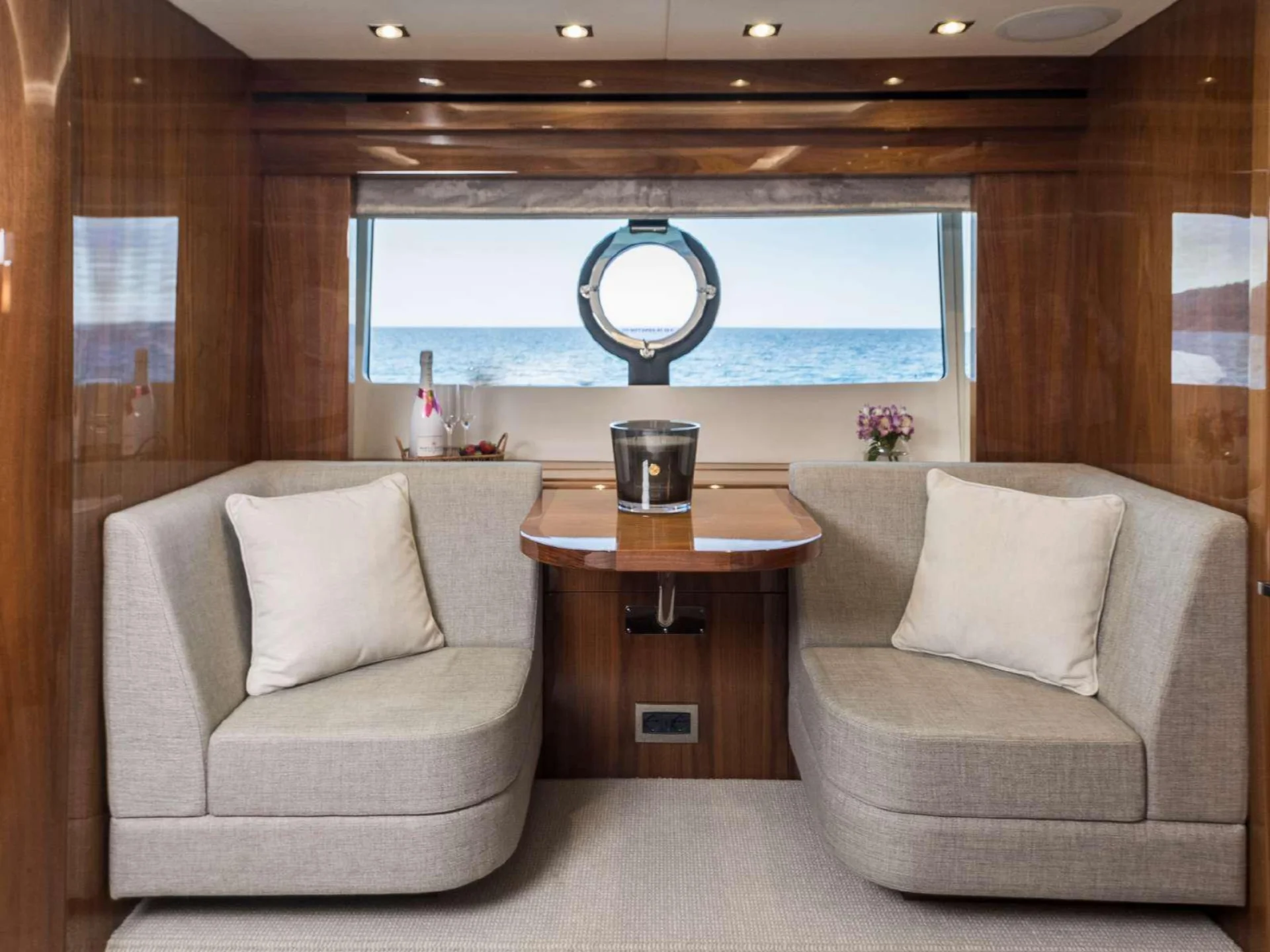 SEAWATER II | Sunseeker 86 - Sunseeker
