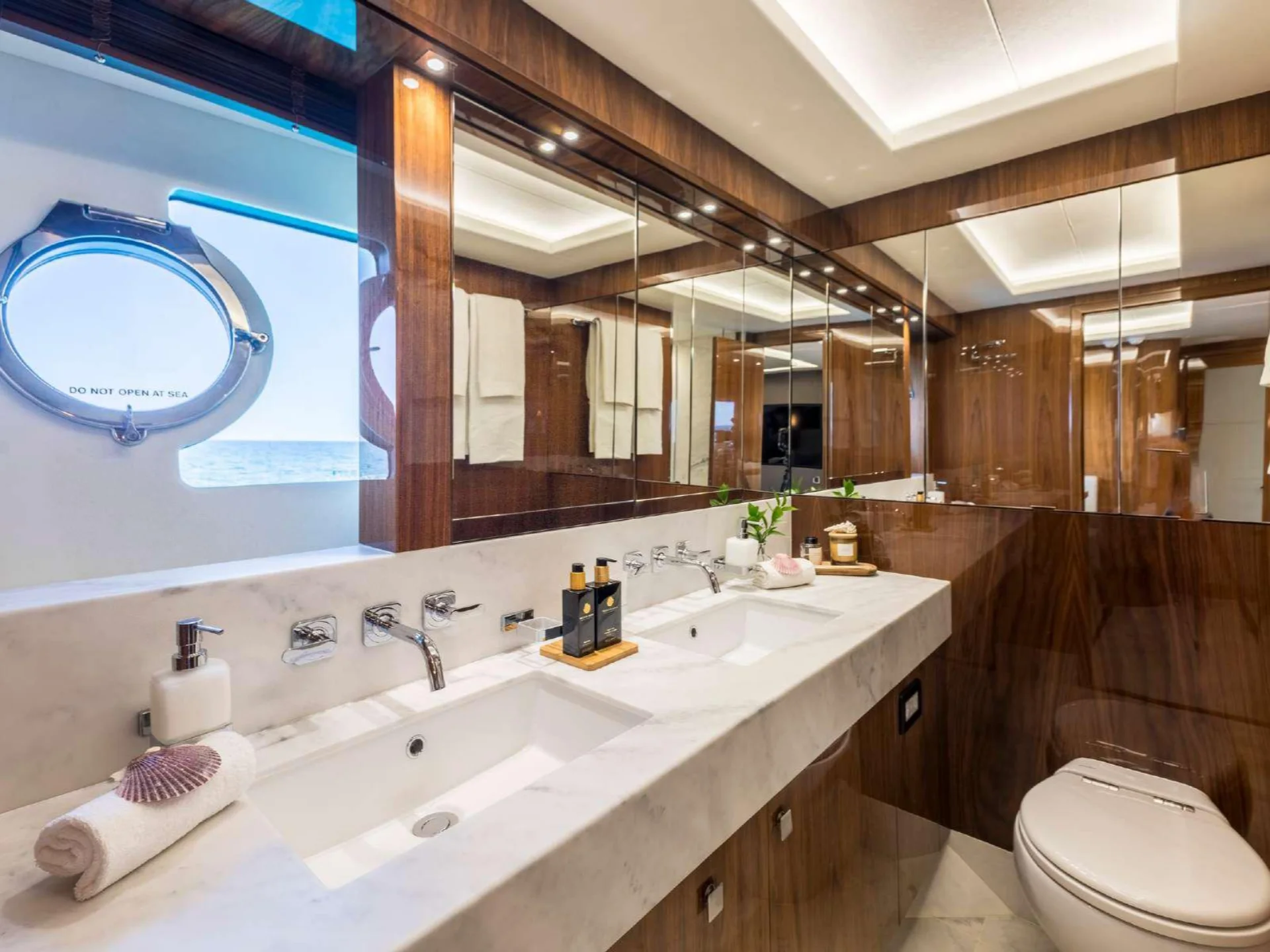 SEAWATER II | Sunseeker 86 - Sunseeker