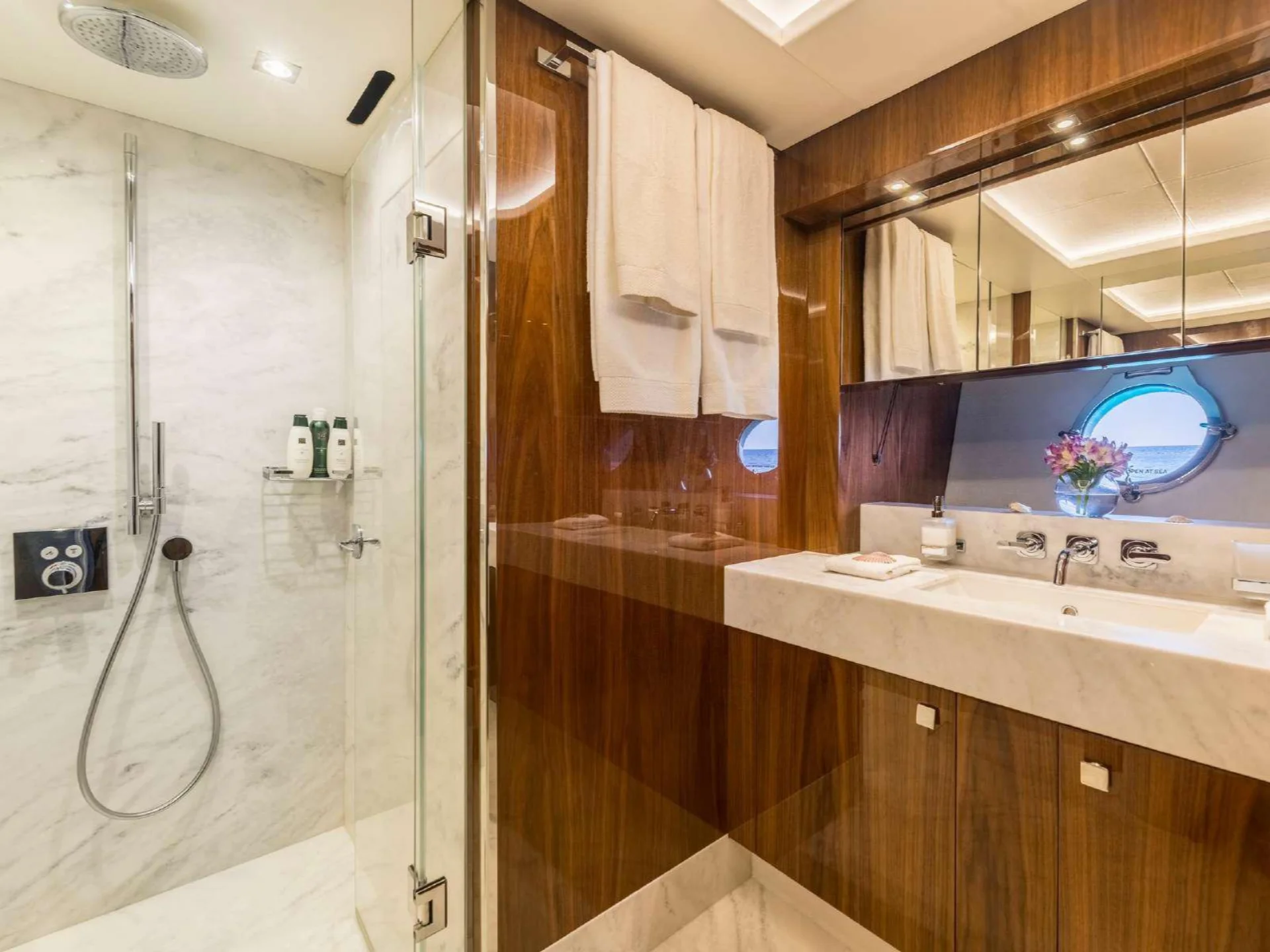 SEAWATER II | Sunseeker 86 - Sunseeker