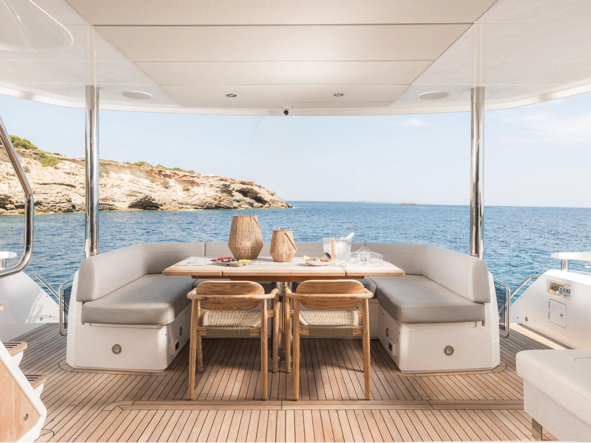 SAAHSA | Sunseeker 76 - Sunseeker