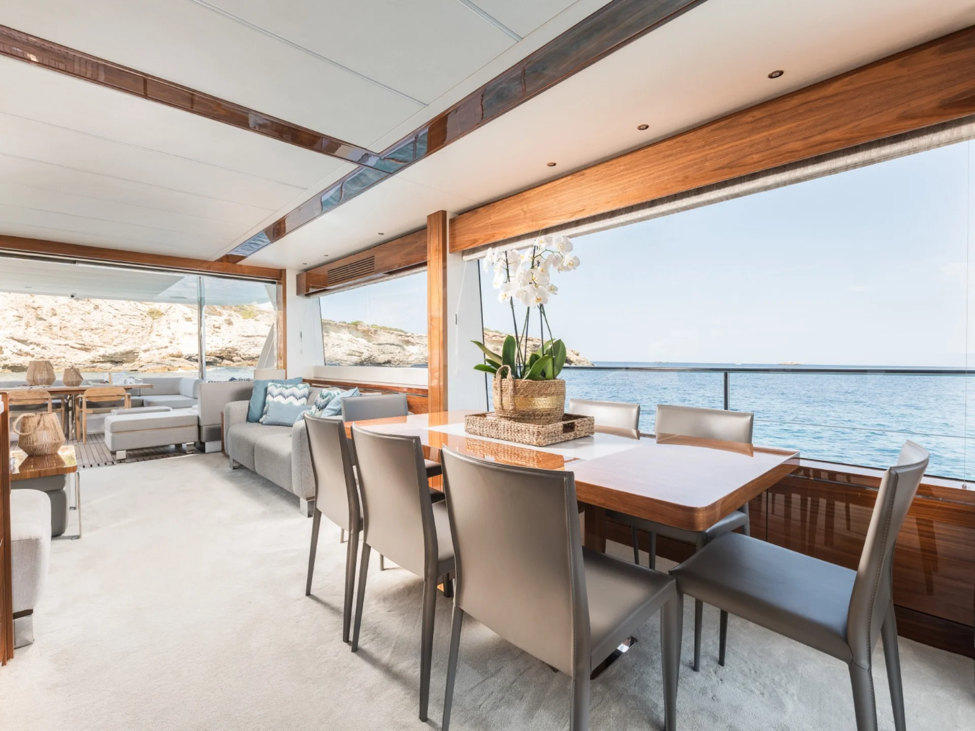 SAAHSA | Sunseeker 76 - Sunseeker