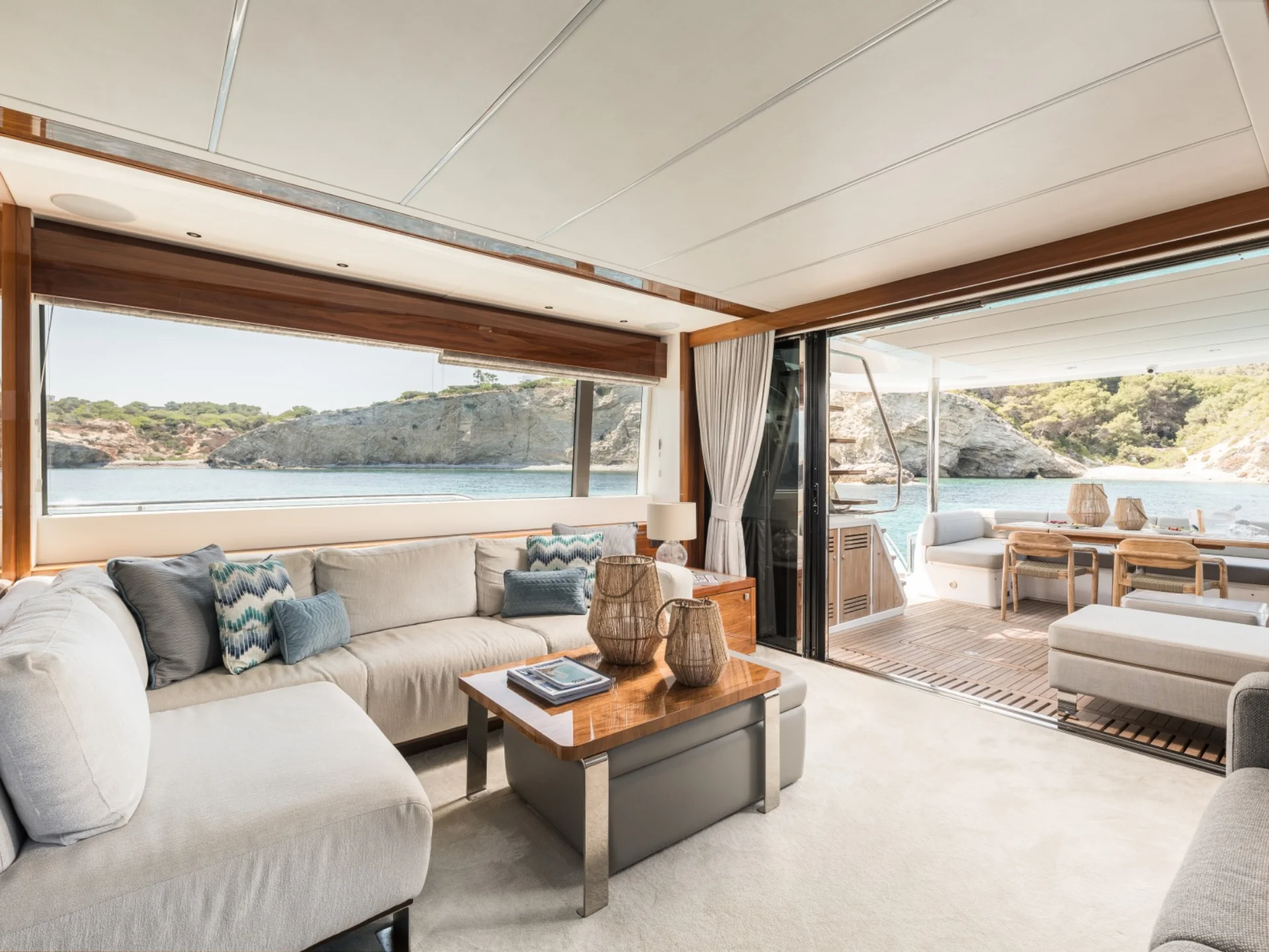 SAAHSA | Sunseeker 76 - Sunseeker